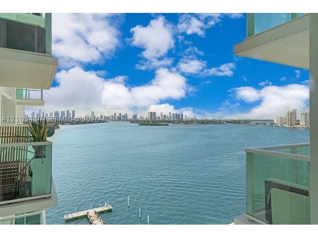 1000 West Ave #1121 Miami Beach, FL 33139