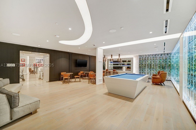 image Brickell Flatiron47