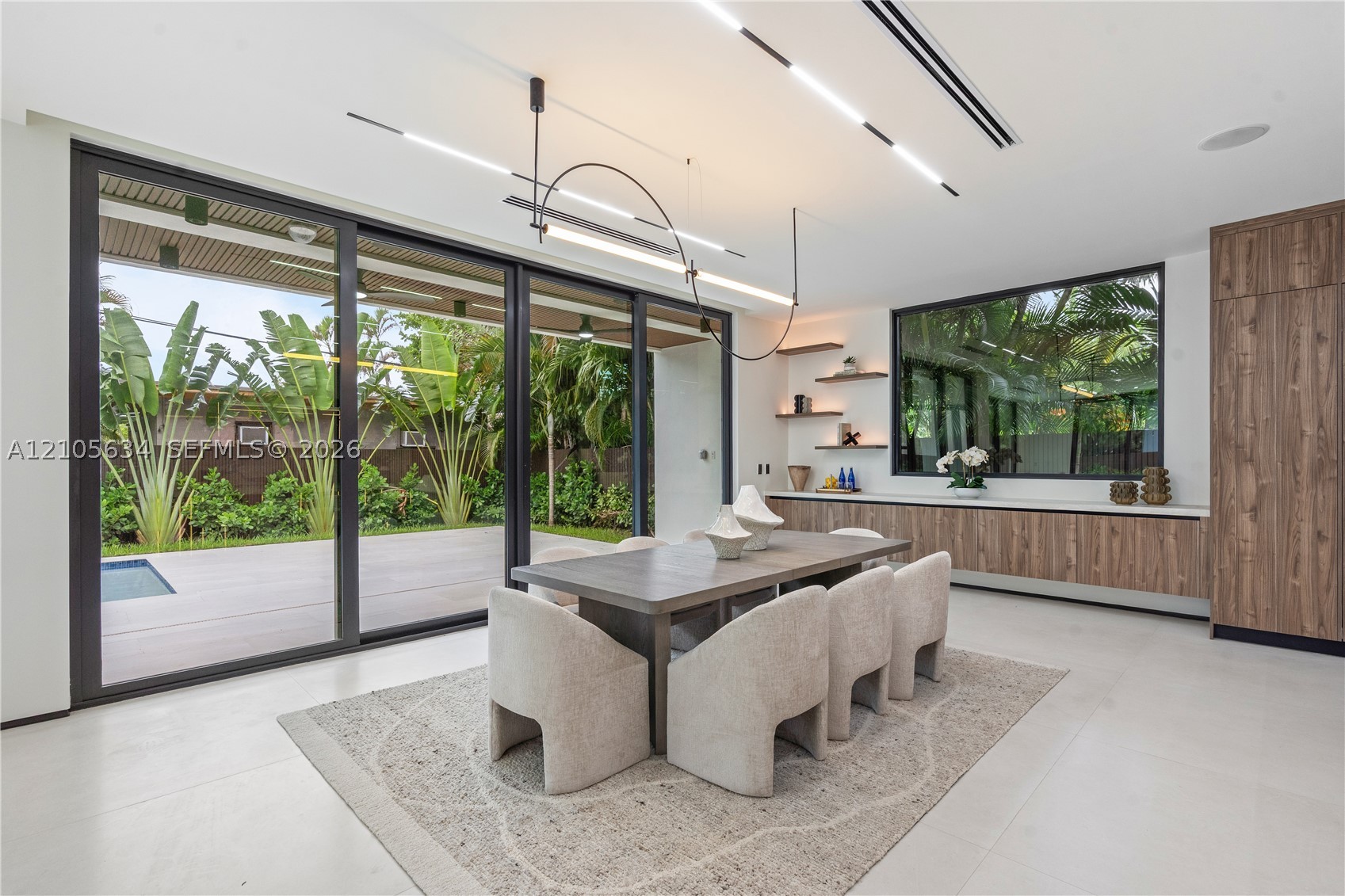 623 NE 16th Ter Fort Lauderdale, FL 33304