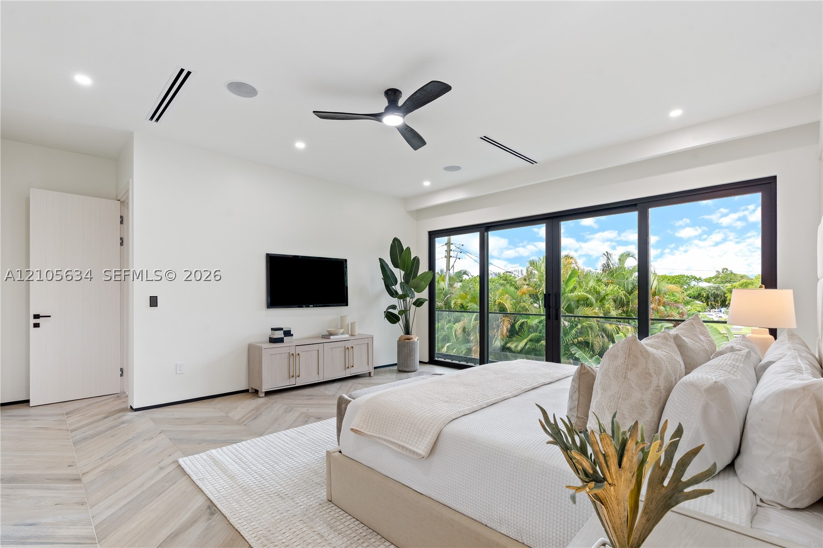 623 NE 16th Ter Fort Lauderdale, FL 33304