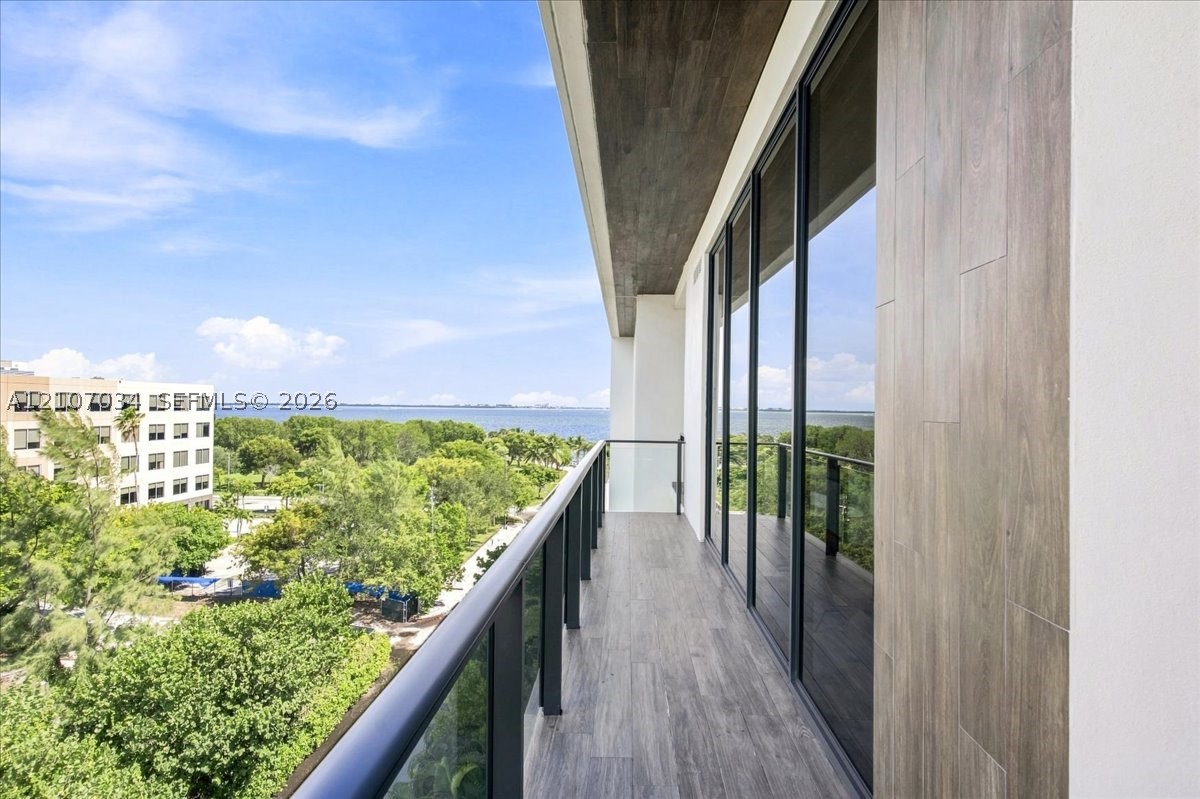 3581 E Glencoe St #605 Coconut Grove, FL 33133