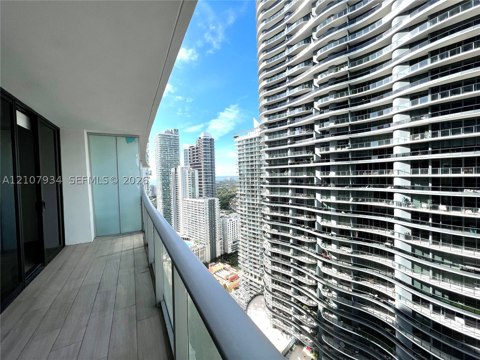 image 1010 Brickell10