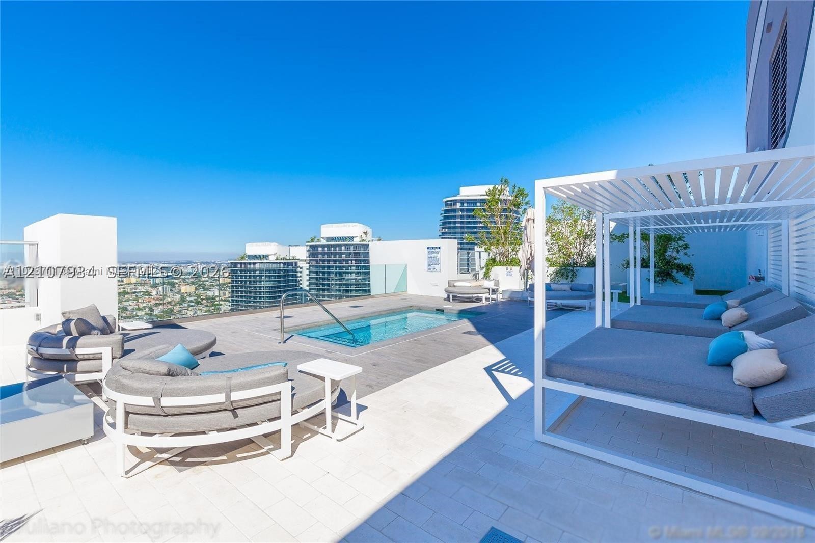 image 1010 Brickell17