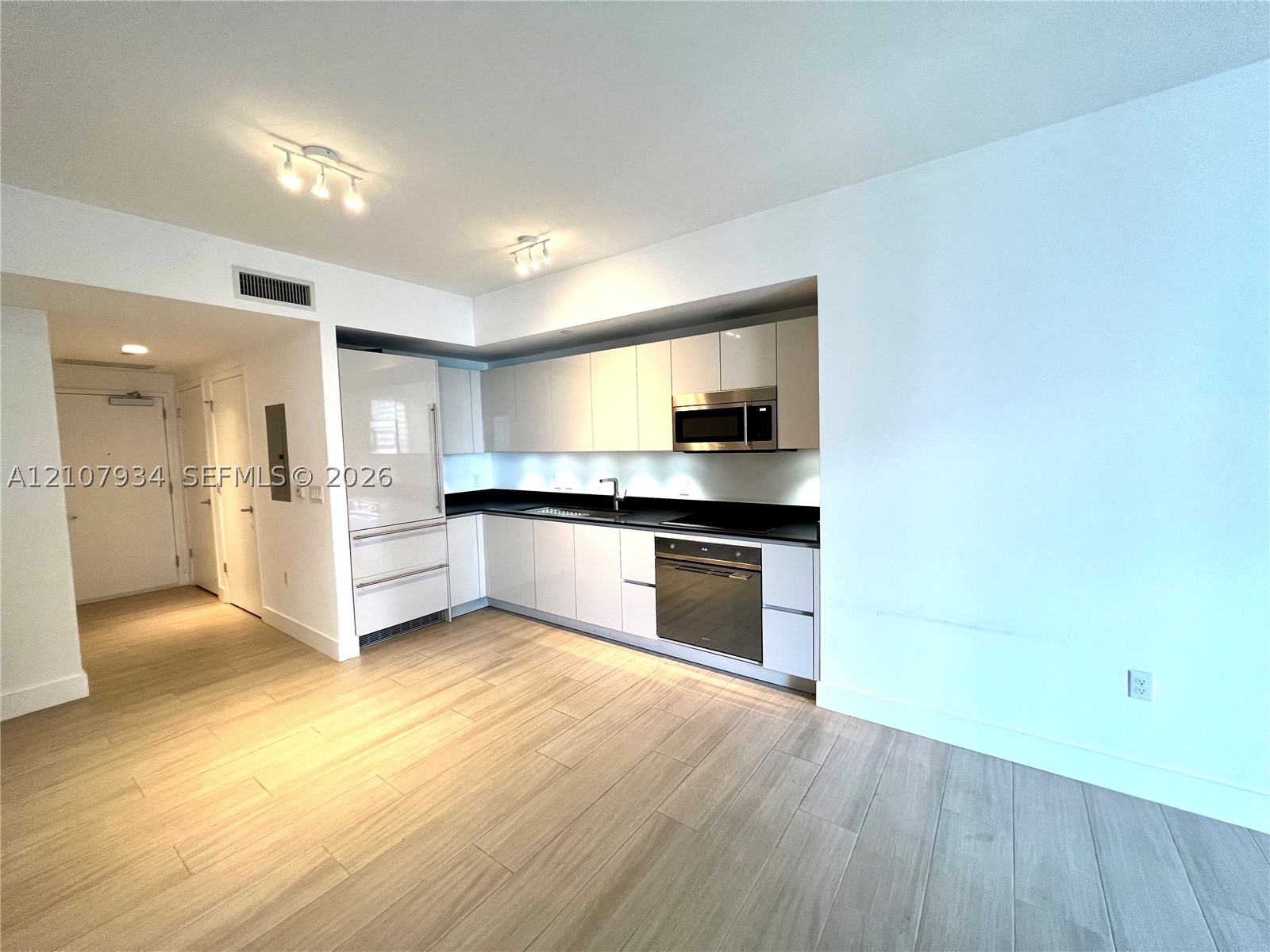 image 1010 Brickell2