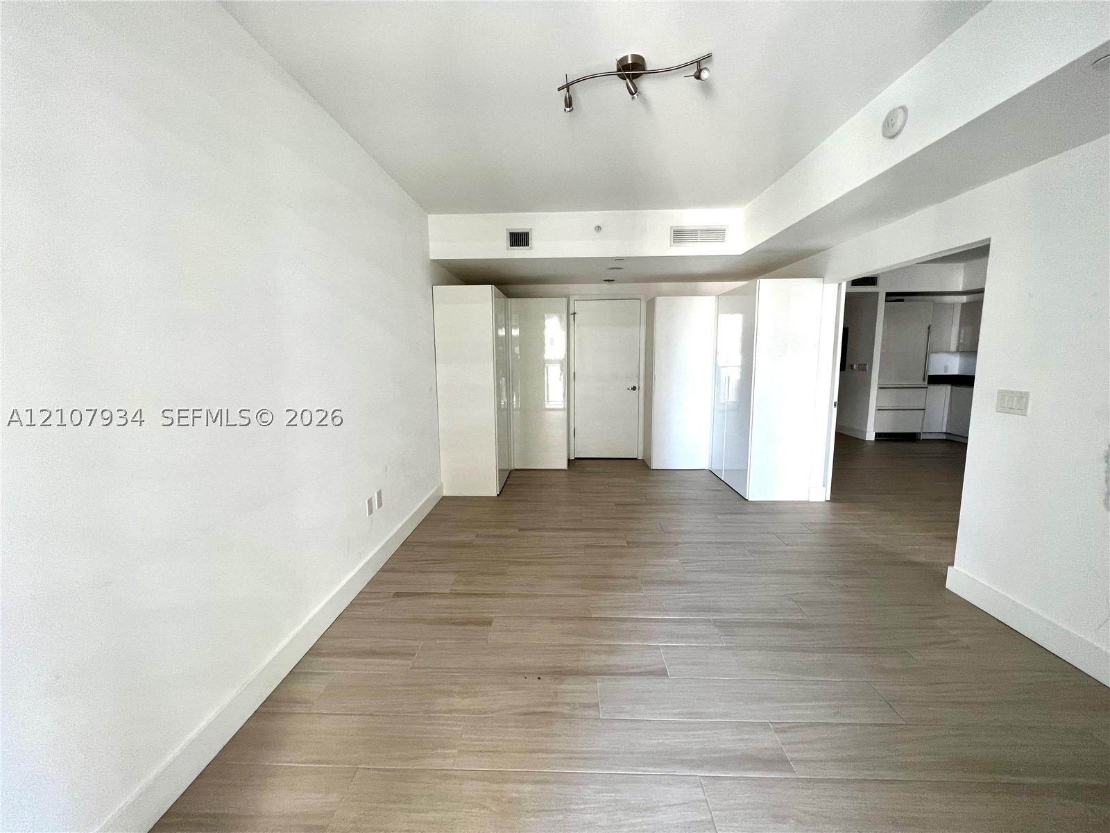 image 1010 Brickell6