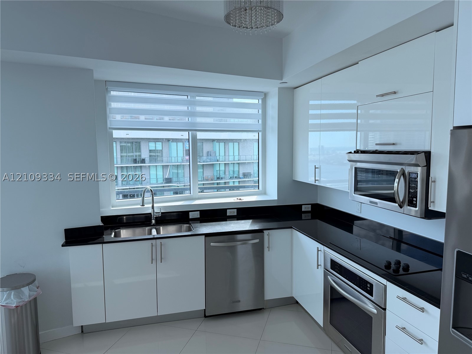 60 SW 13th St #5216 Miami, FL 33130