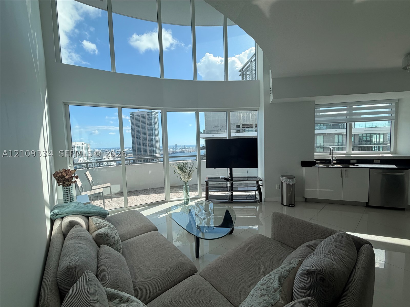 60 SW 13th St #5216 Miami, FL 33130