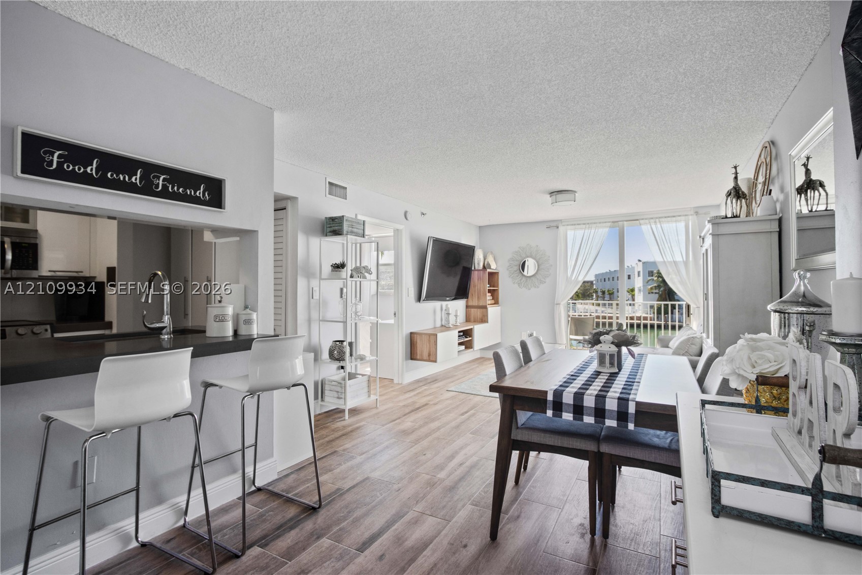 80 S Shore Dr #205 Miami Beach, FL 33141