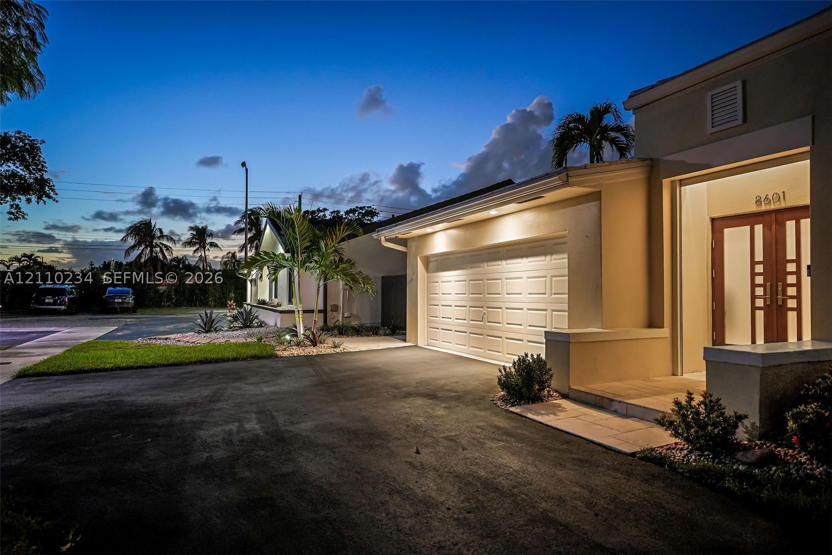8601 SW 82nd Ter Miami, FL 33143