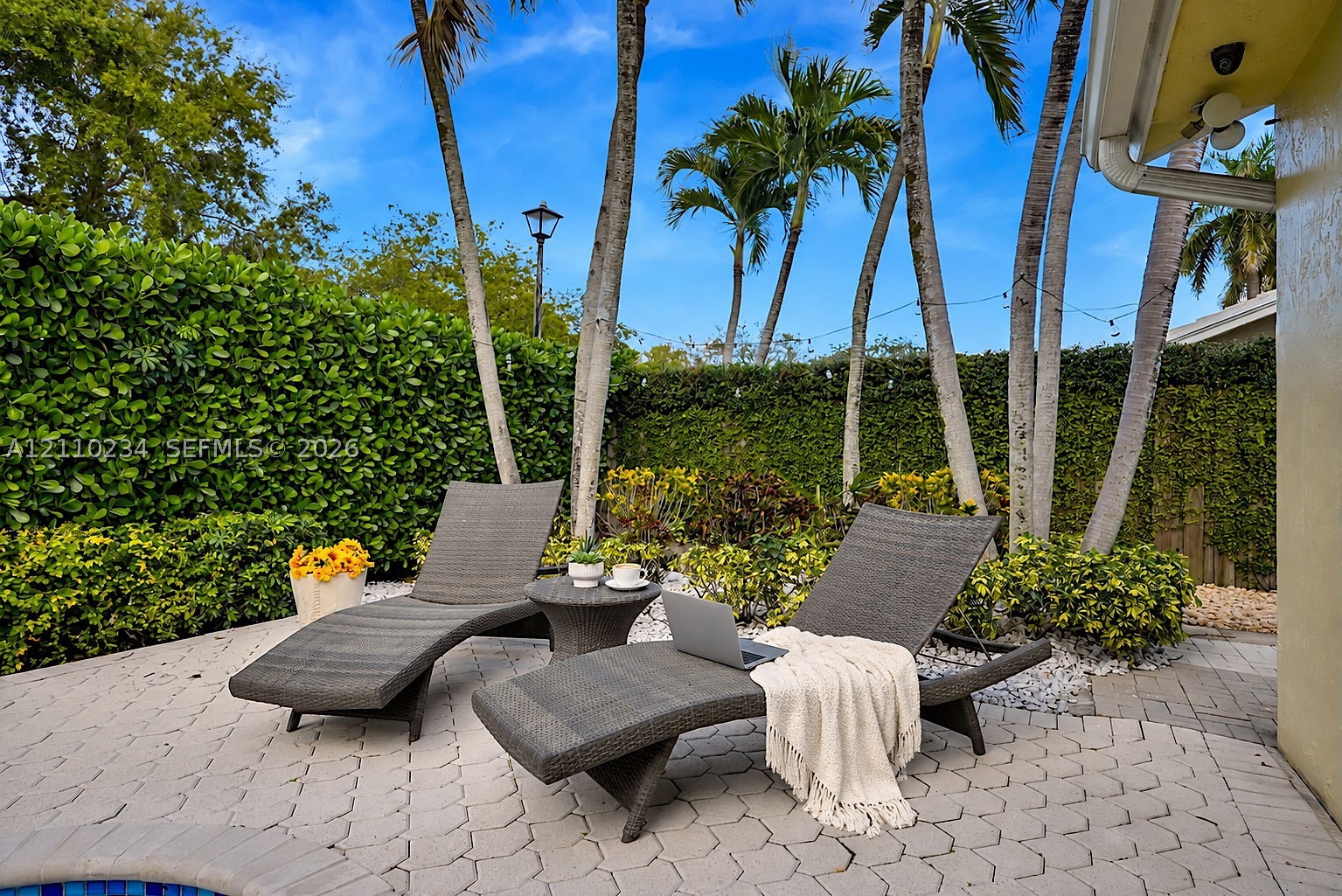 8601 SW 82nd Ter Miami, FL 33143