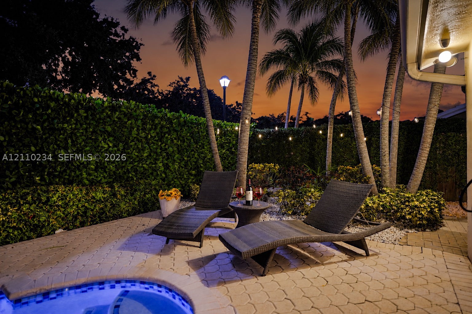 8601 SW 82nd Ter Miami, FL 33143