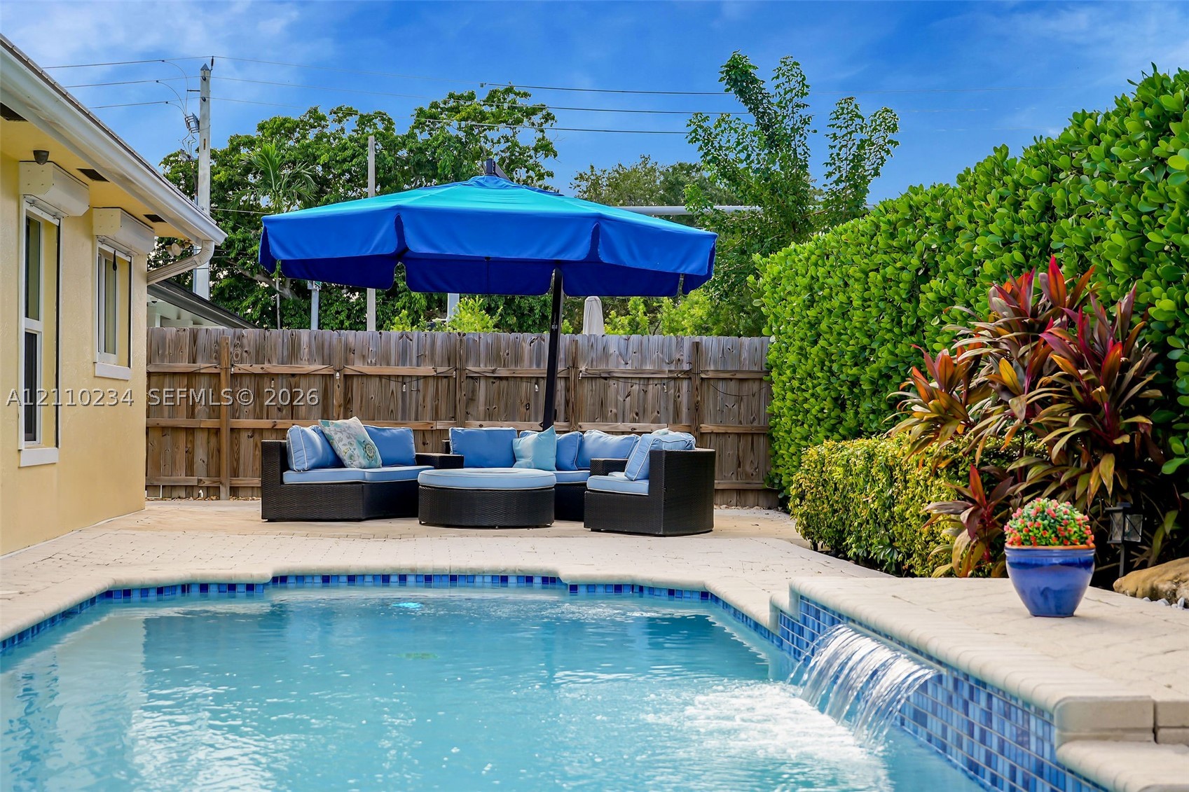 8601 SW 82nd Ter Miami, FL 33143
