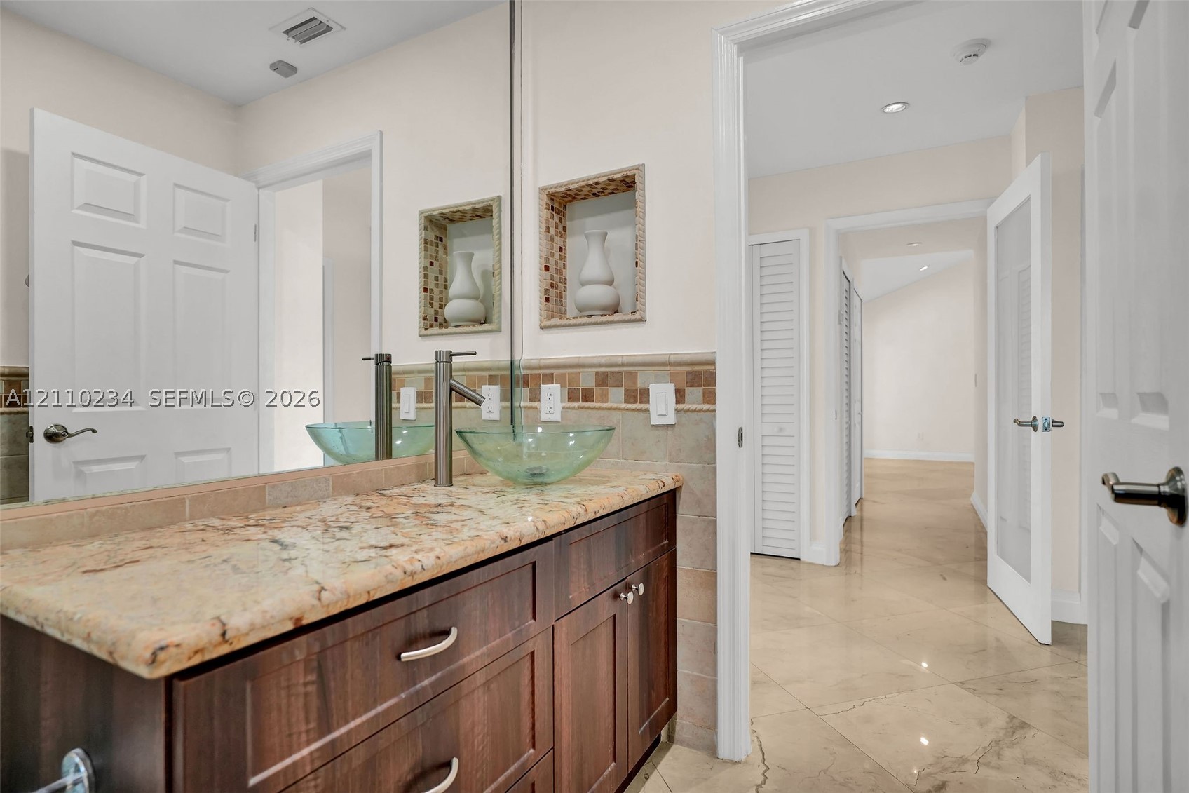 8601 SW 82nd Ter Miami, FL 33143
