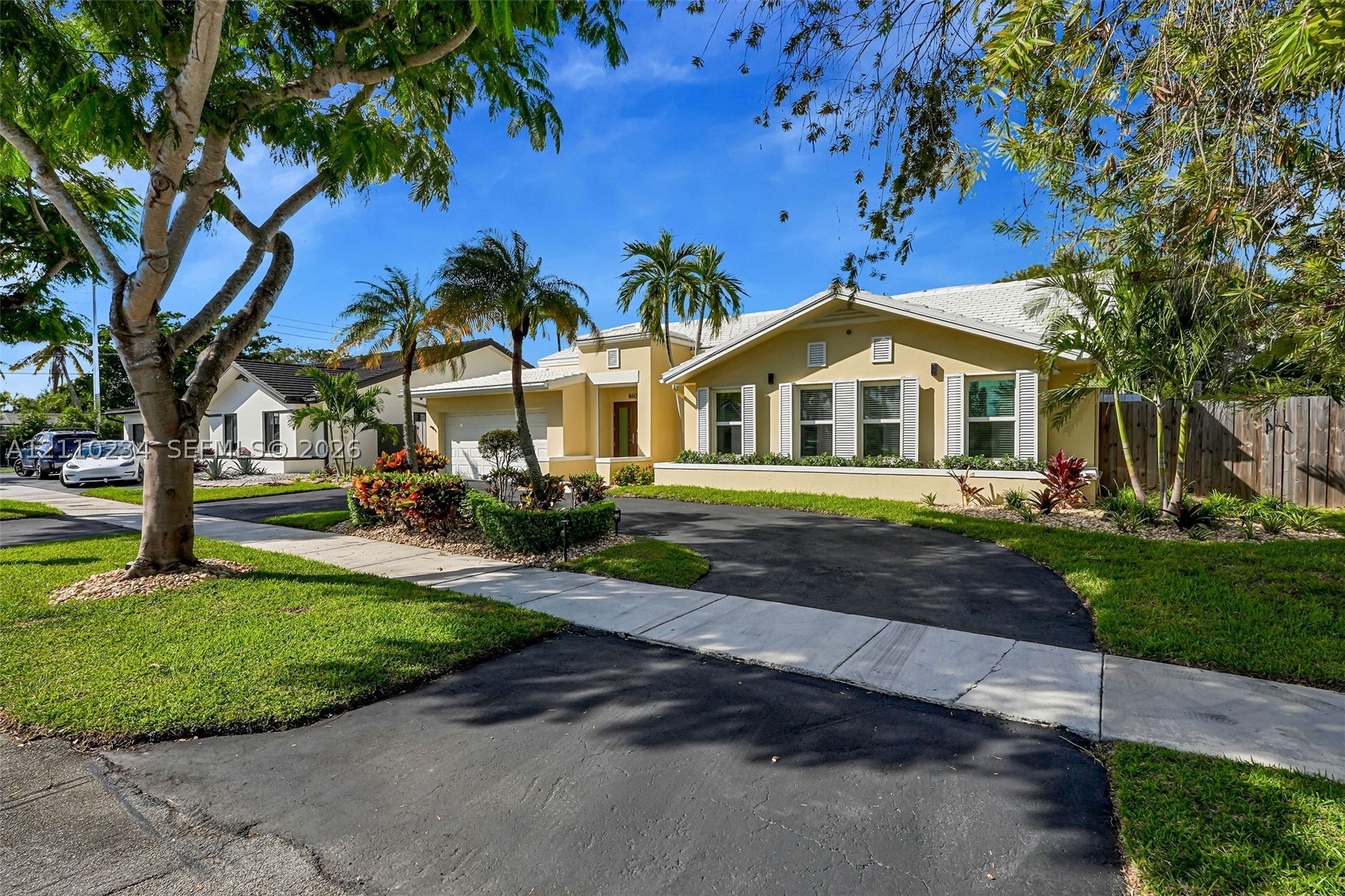 8601 SW 82nd Ter Miami, FL 33143