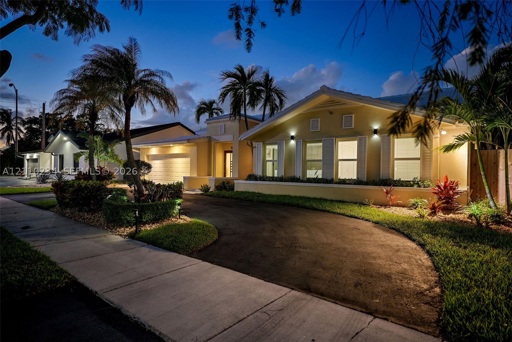 8601 SW 82nd Ter Miami, FL 33143