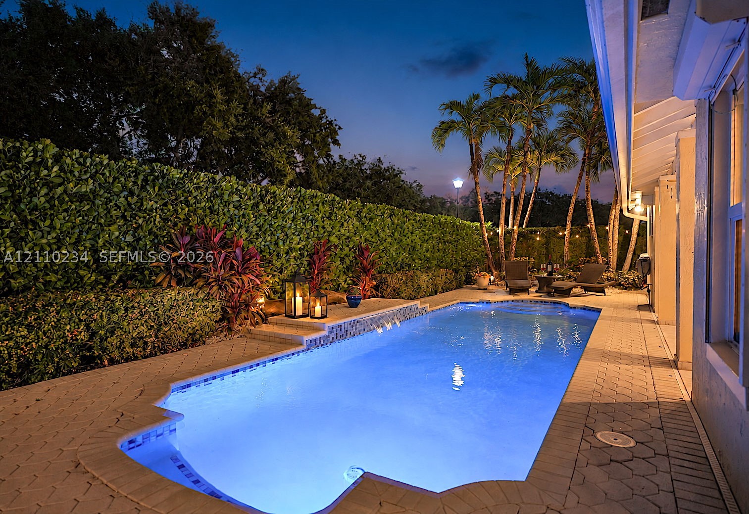 8601 SW 82nd Ter Miami, FL 33143