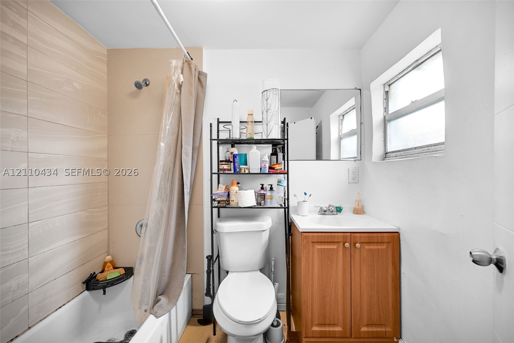 414 NW 53rd St Miami, FL 33127
