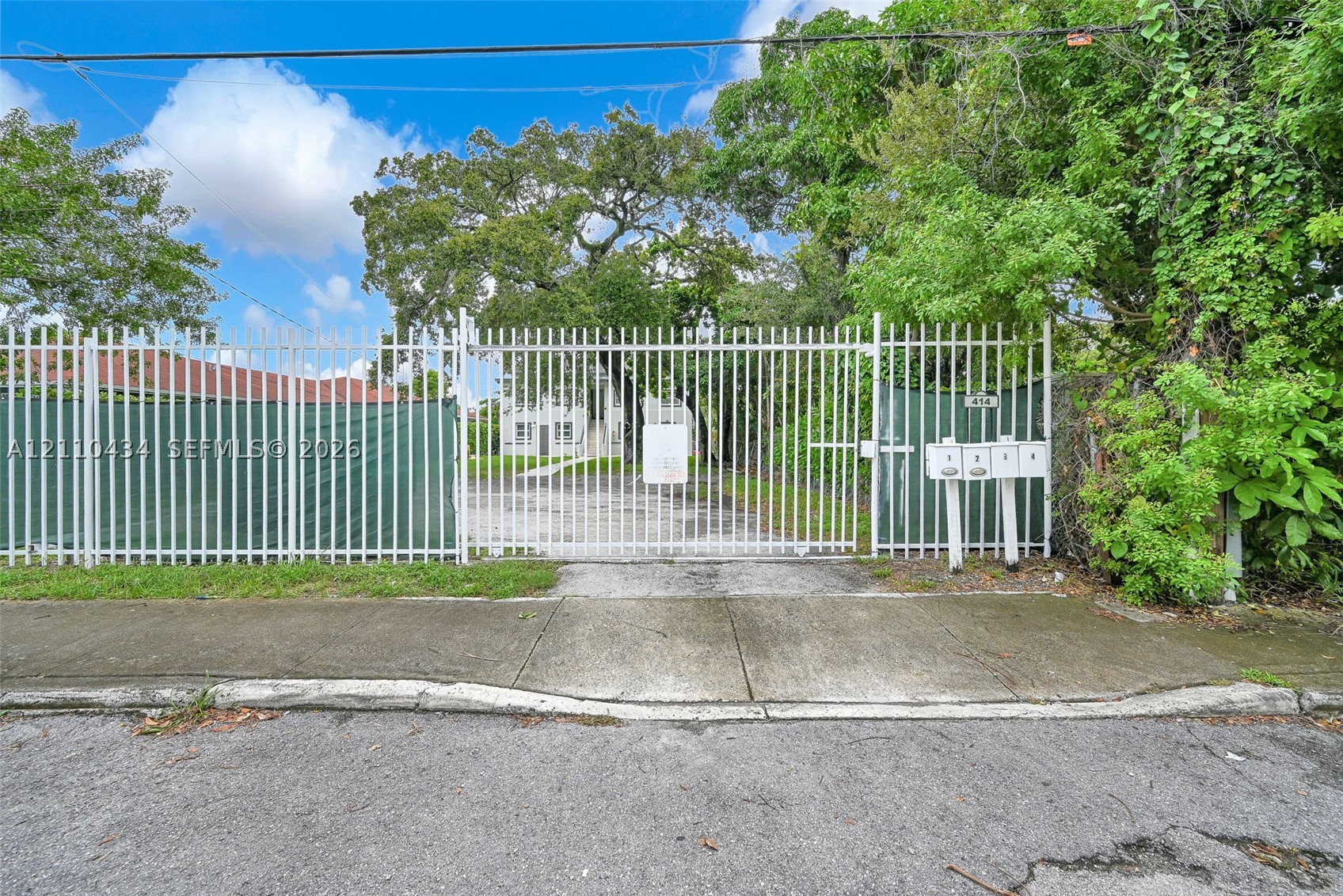 414 NW 53rd St Miami, FL 33127