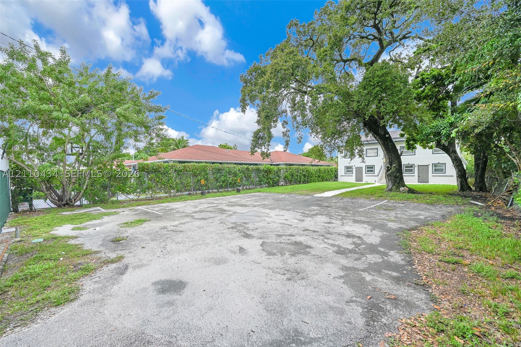 414 NW 53rd St Miami, FL 33127
