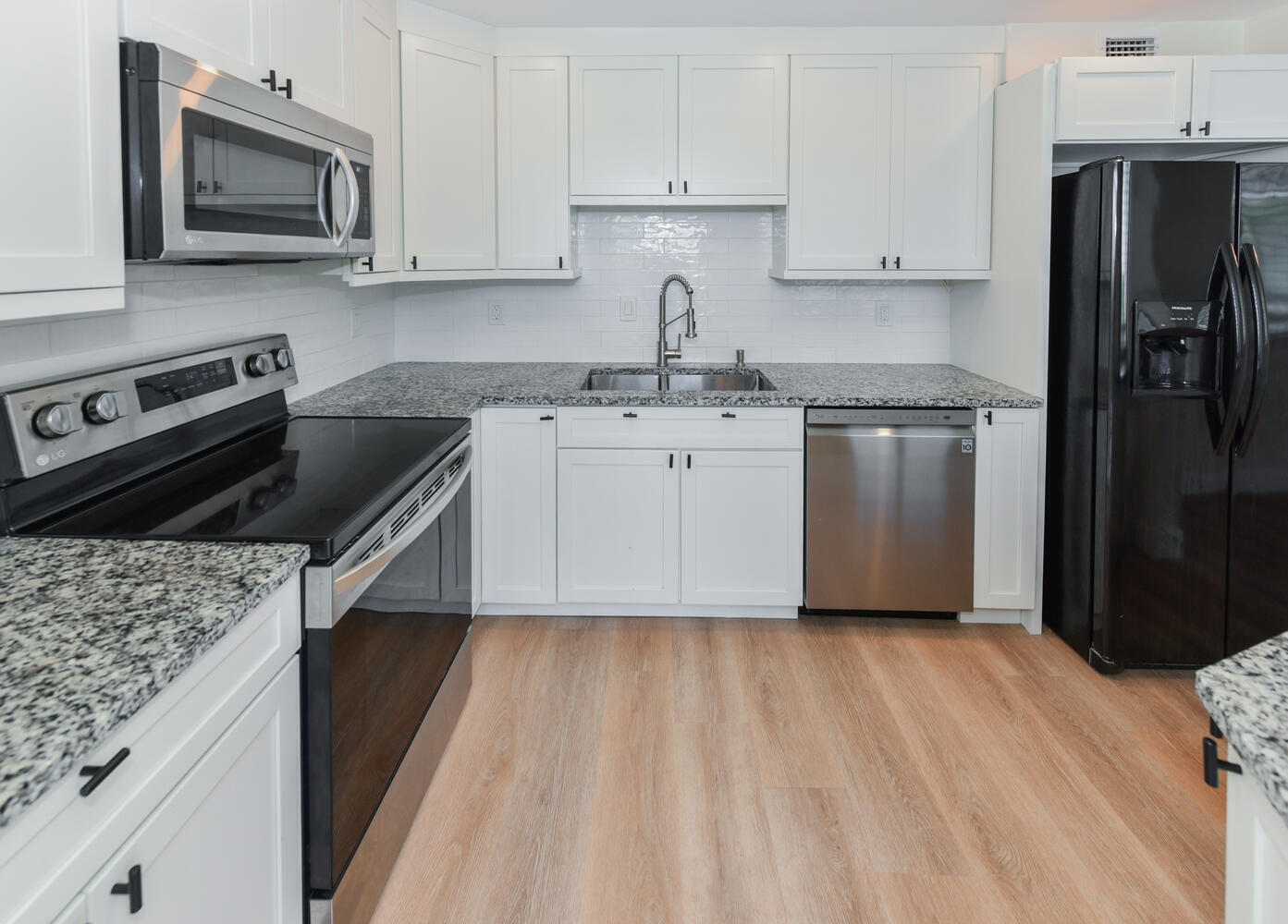 1605 S Us Hwy 1 #M1-403 Jupiter, FL 33477