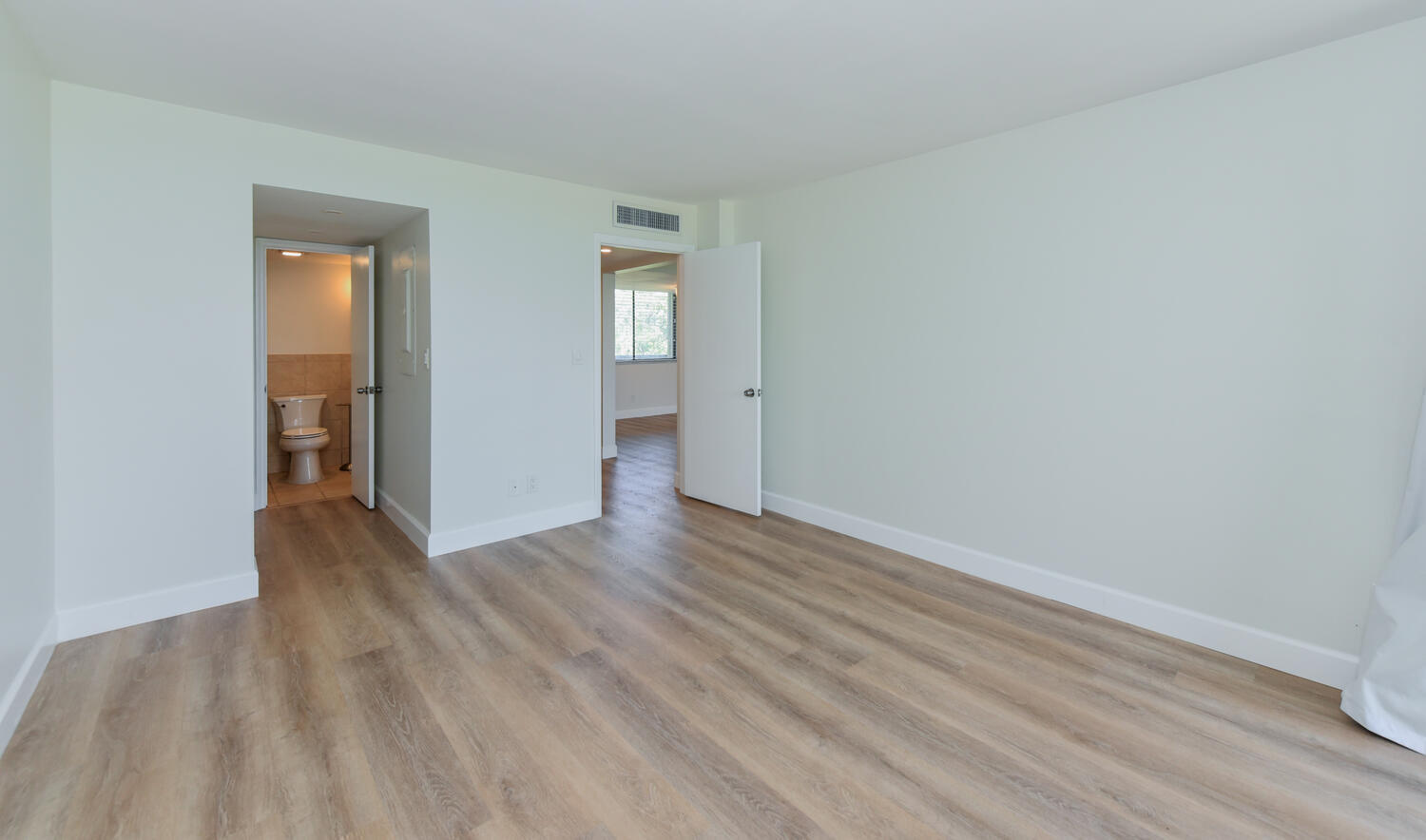 1605 S Us Hwy 1 #M1-403 Jupiter, FL 33477