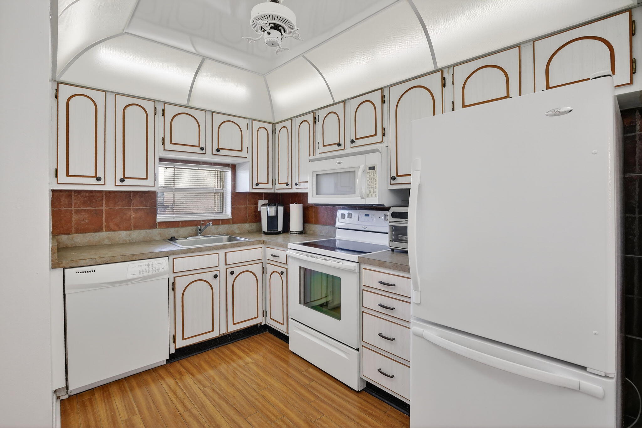 8921 S Hollybrook #209 Pembroke Pines, FL 33025