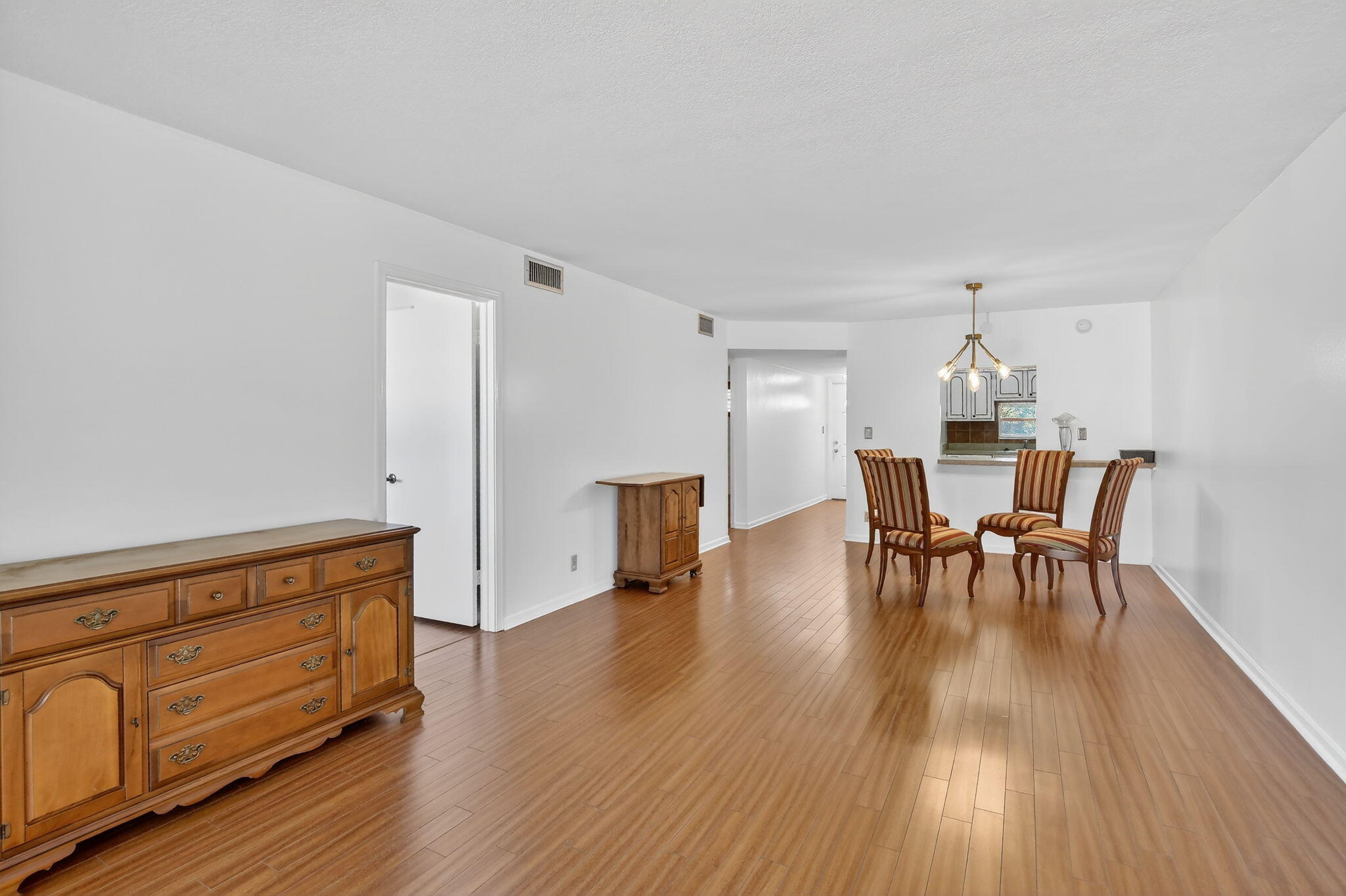 8921 S Hollybrook #209 Pembroke Pines, FL 33025