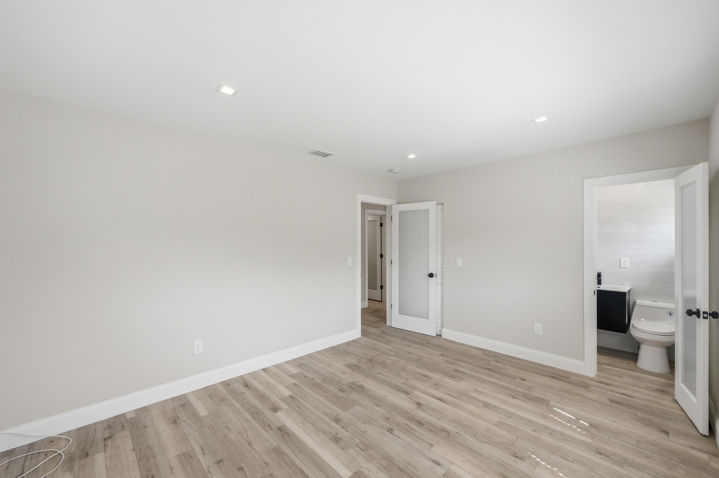 1770 SW 17th Miami, FL 33145