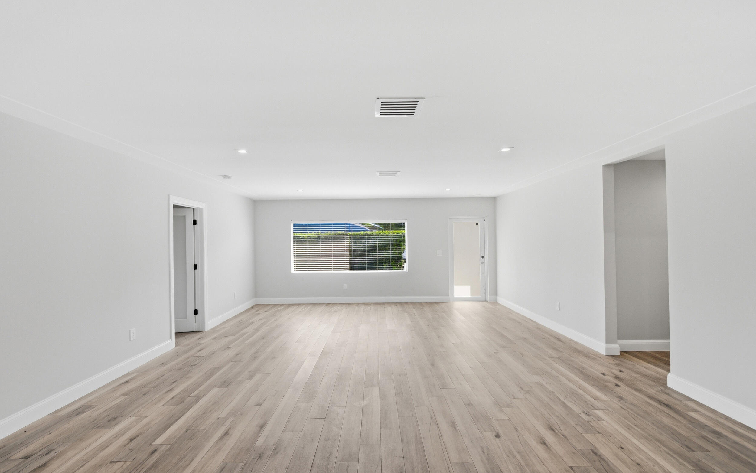 1770 SW 17th Miami, FL 33145