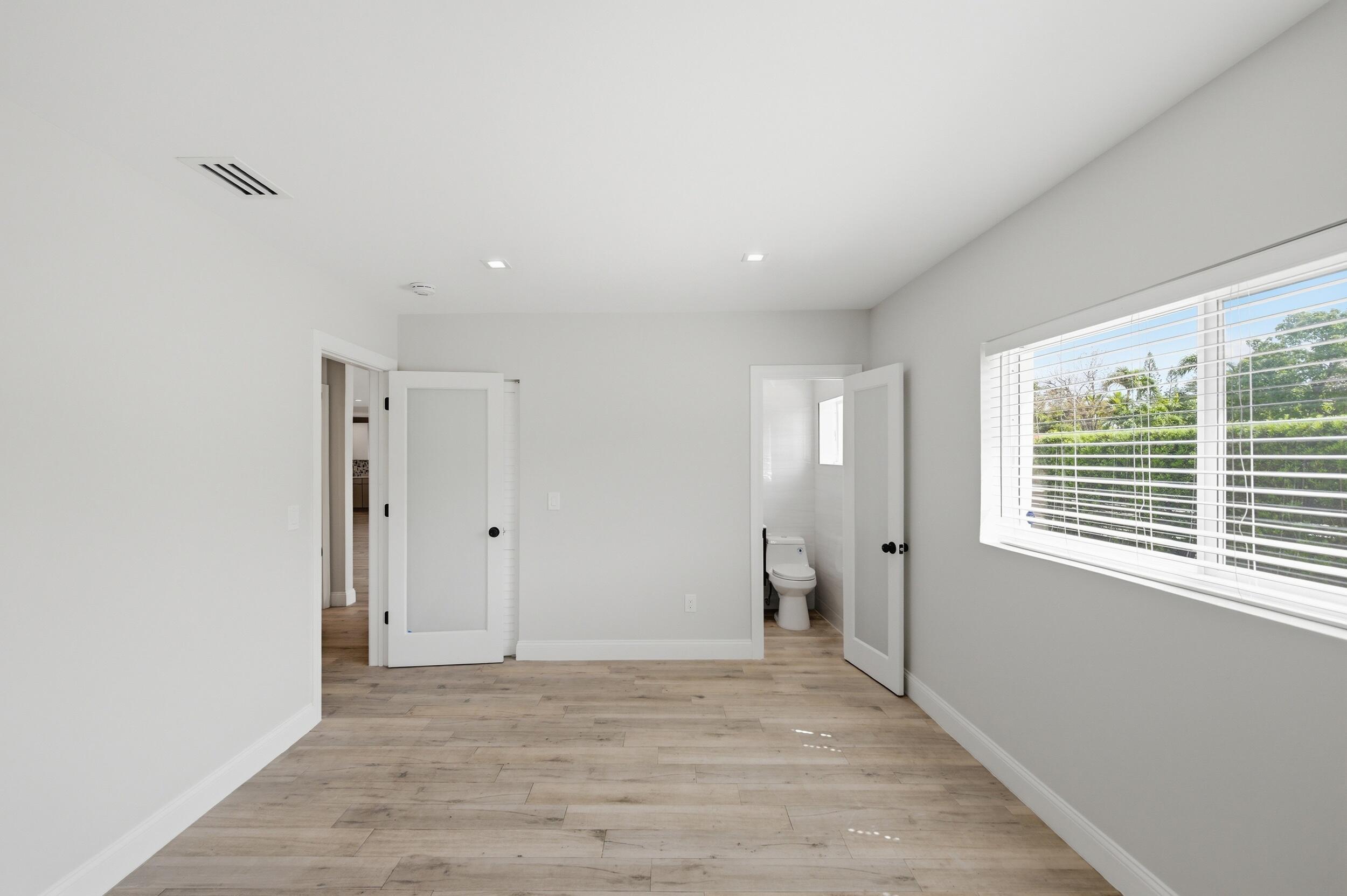 1770 SW 17th Miami, FL 33145