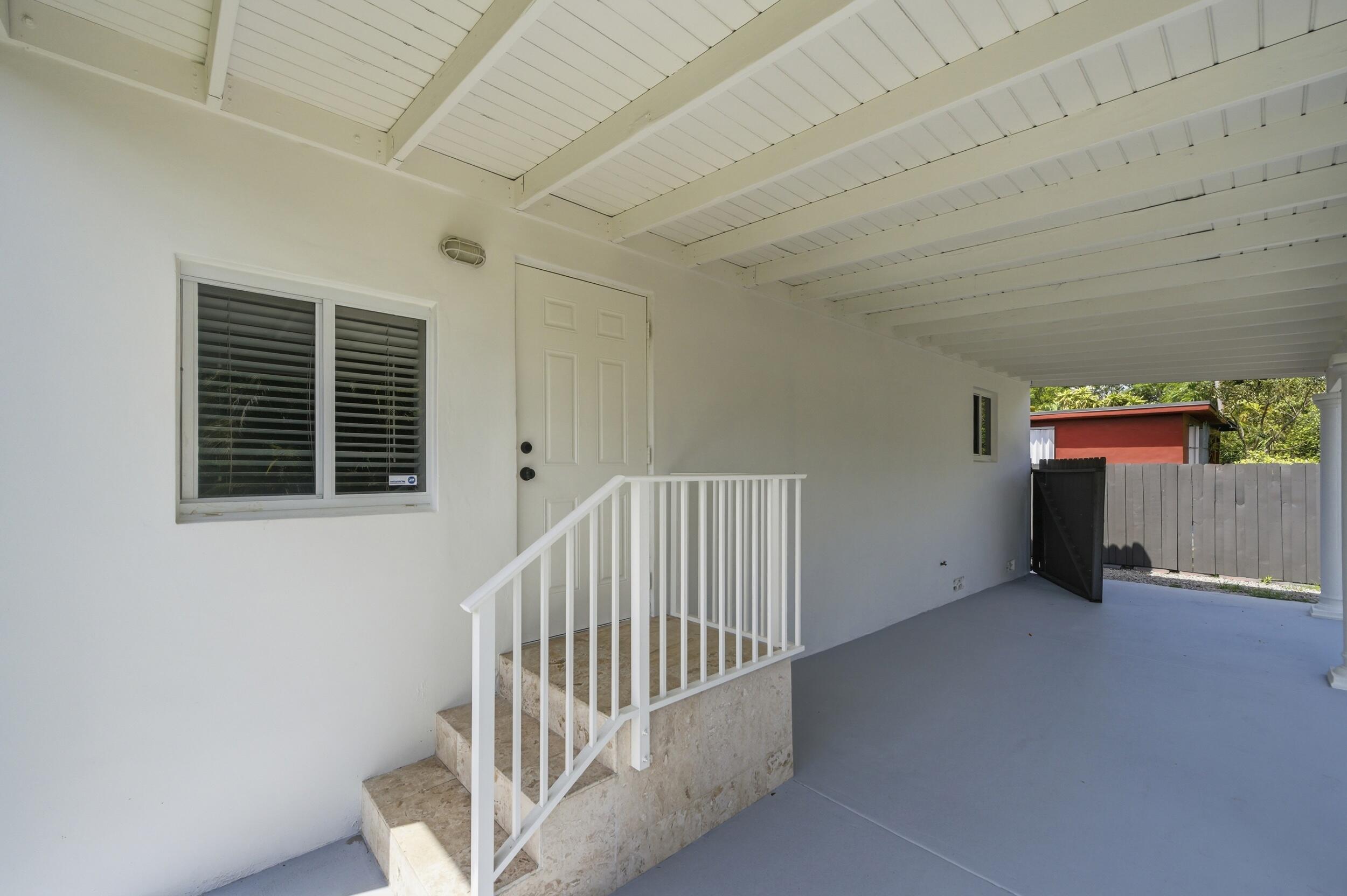 1770 SW 17th Miami, FL 33145