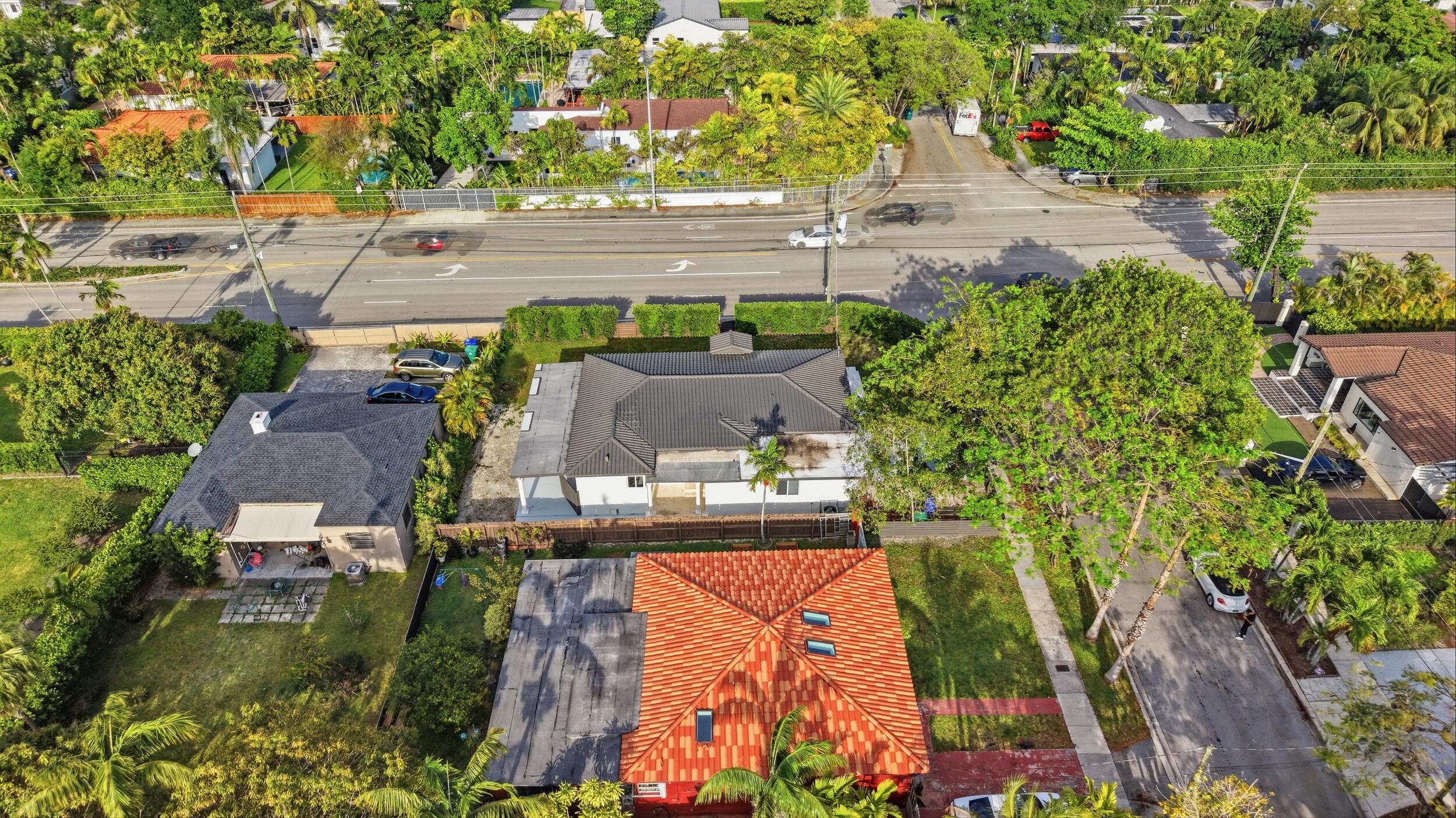 1770 SW 17th Miami, FL 33145
