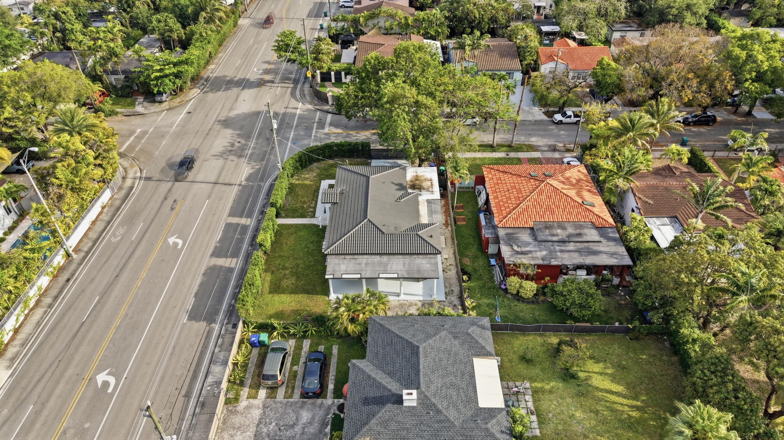 1770 SW 17th Miami, FL 33145