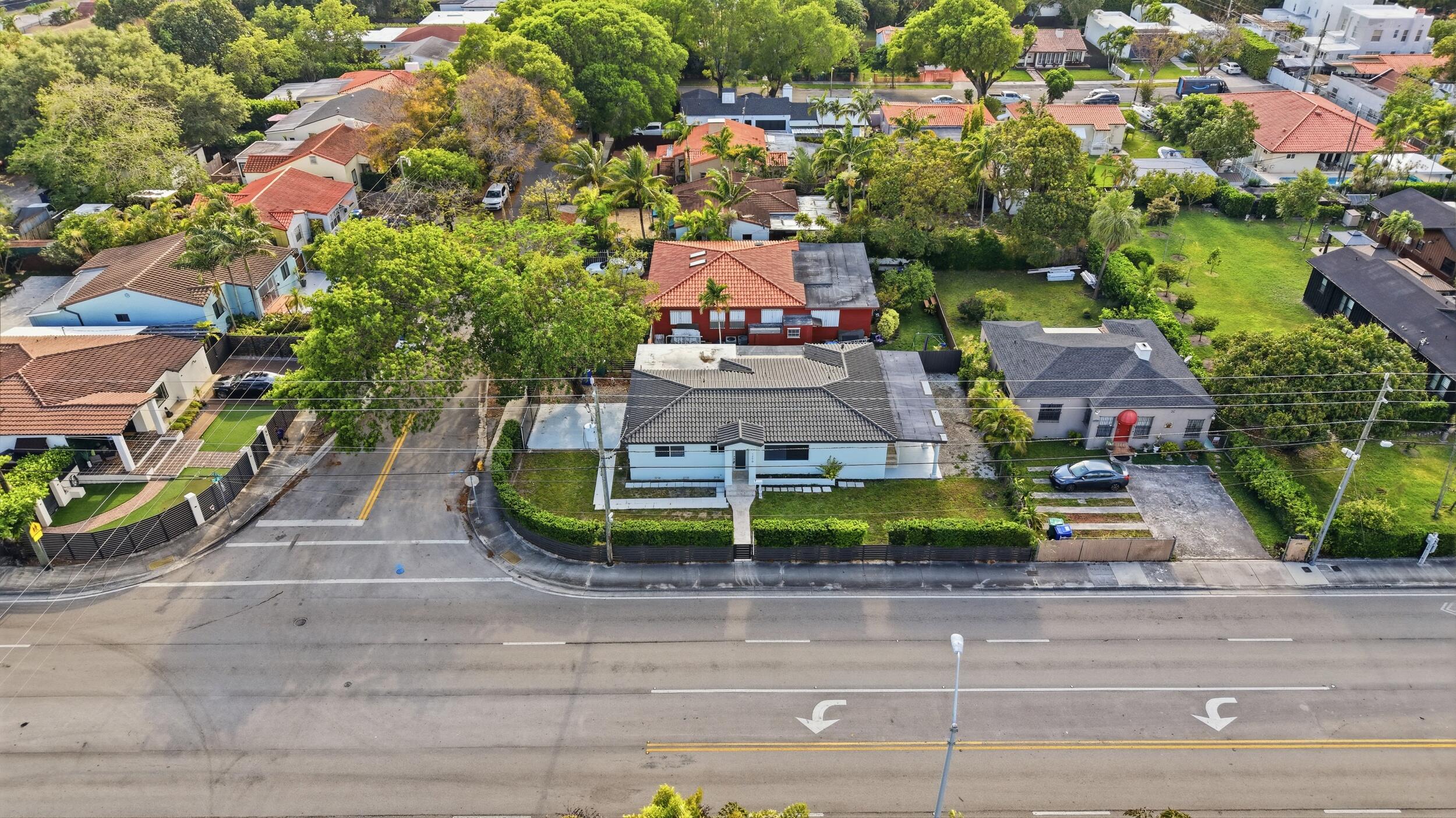 1770 SW 17th Miami, FL 33145
