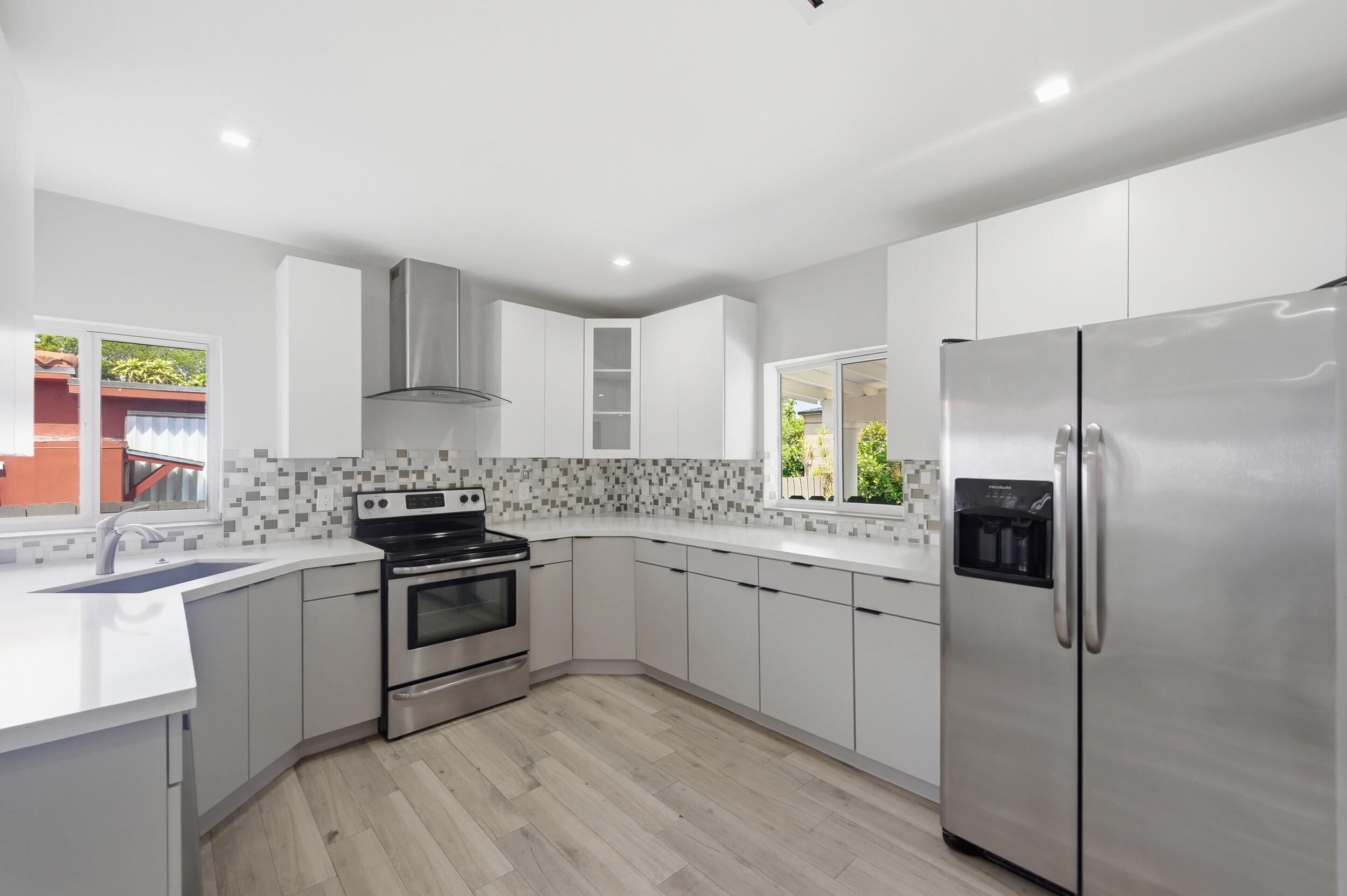 1770 SW 17th Miami, FL 33145