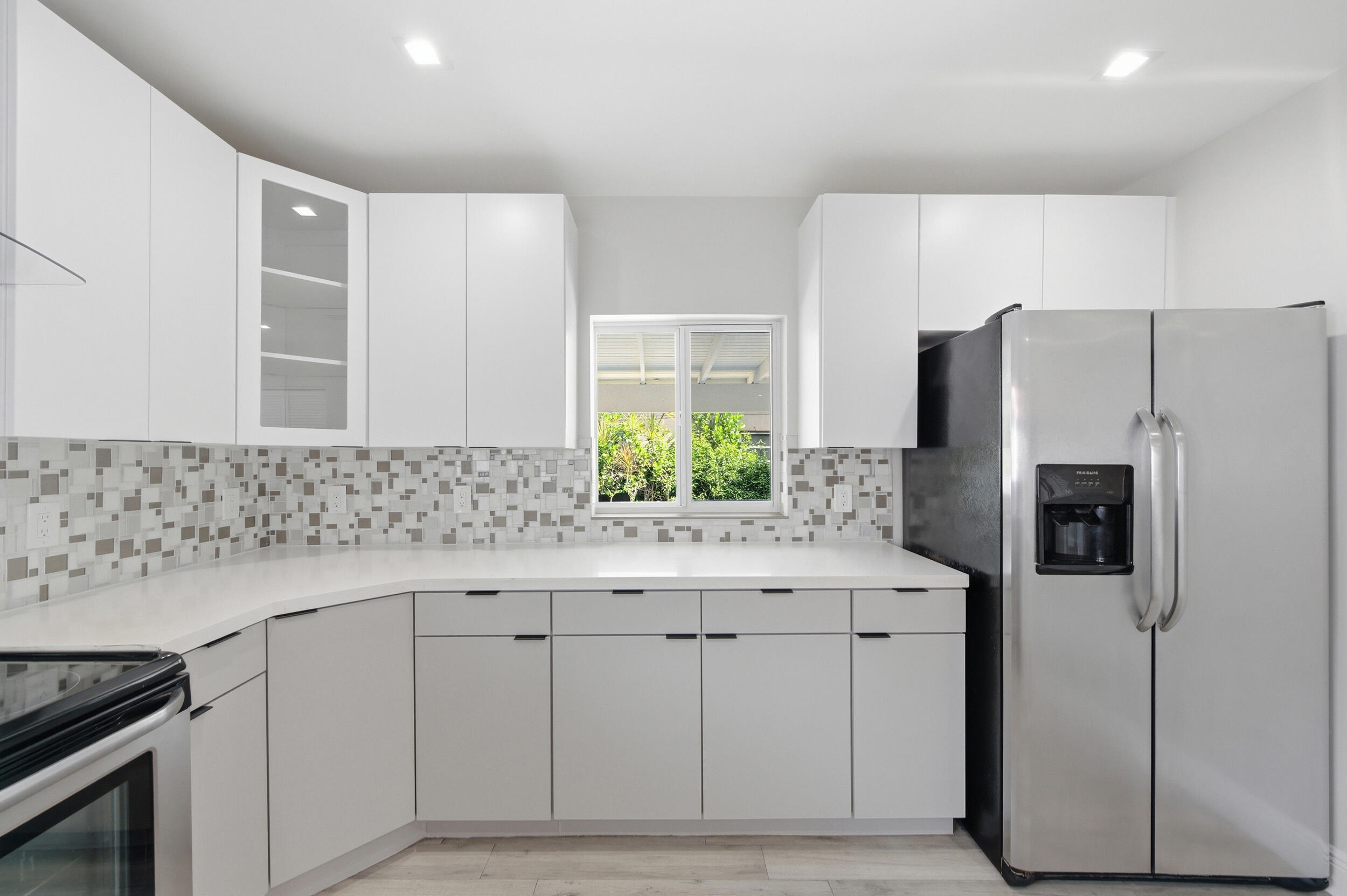 1770 SW 17th Miami, FL 33145