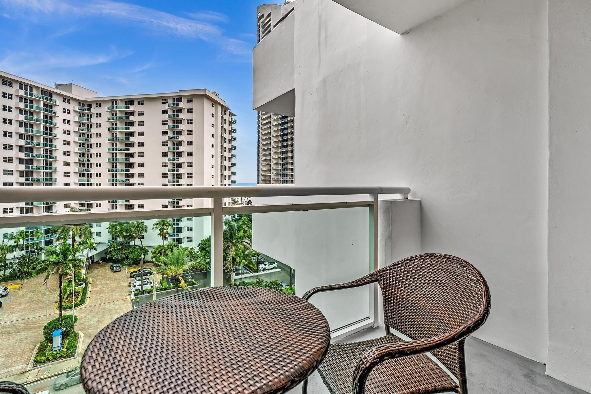 3000 S Ocean #714 Hollywood, FL 33019