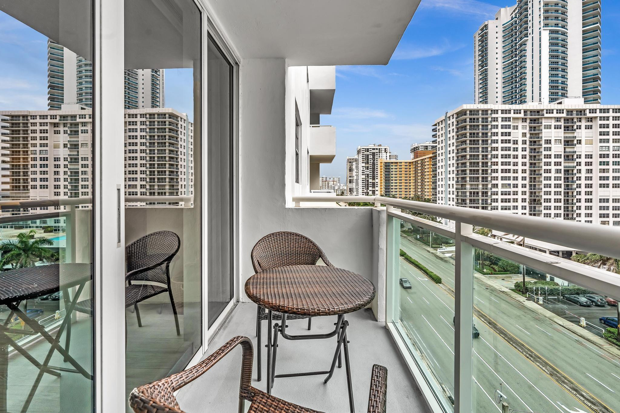 3000 S Ocean #714 Hollywood, FL 33019