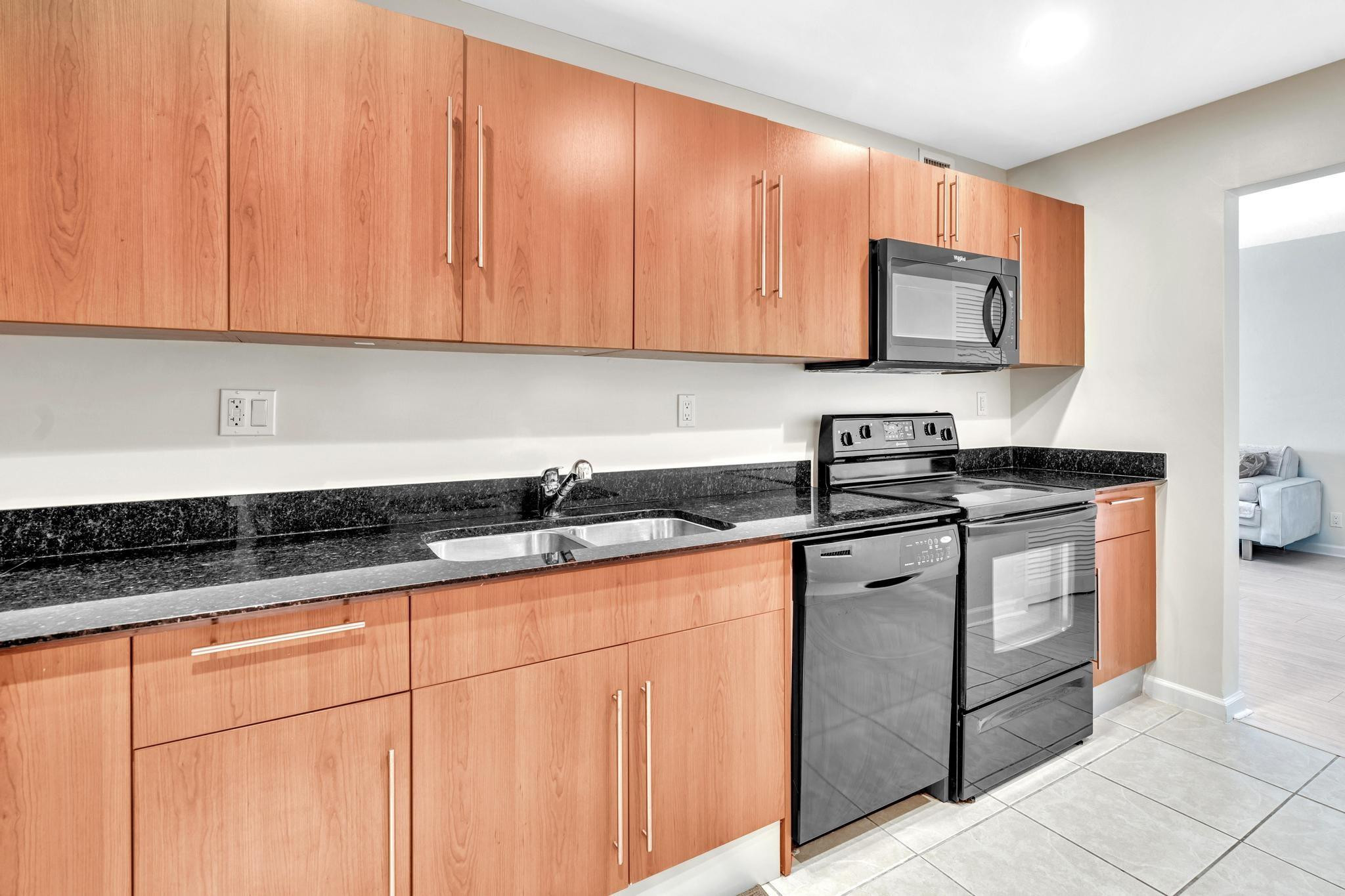 3000 S Ocean #714 Hollywood, FL 33019