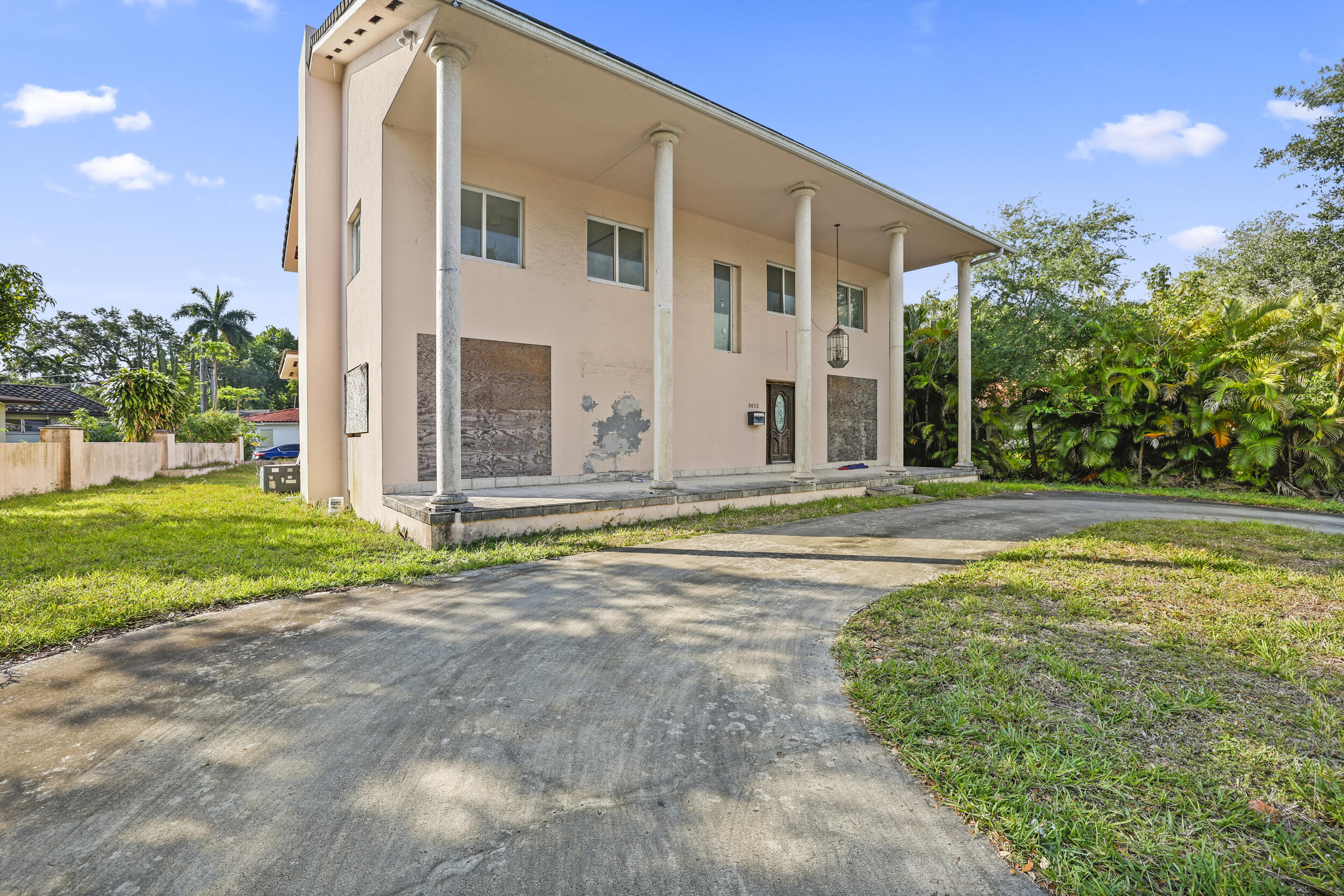 9655 Biscayne