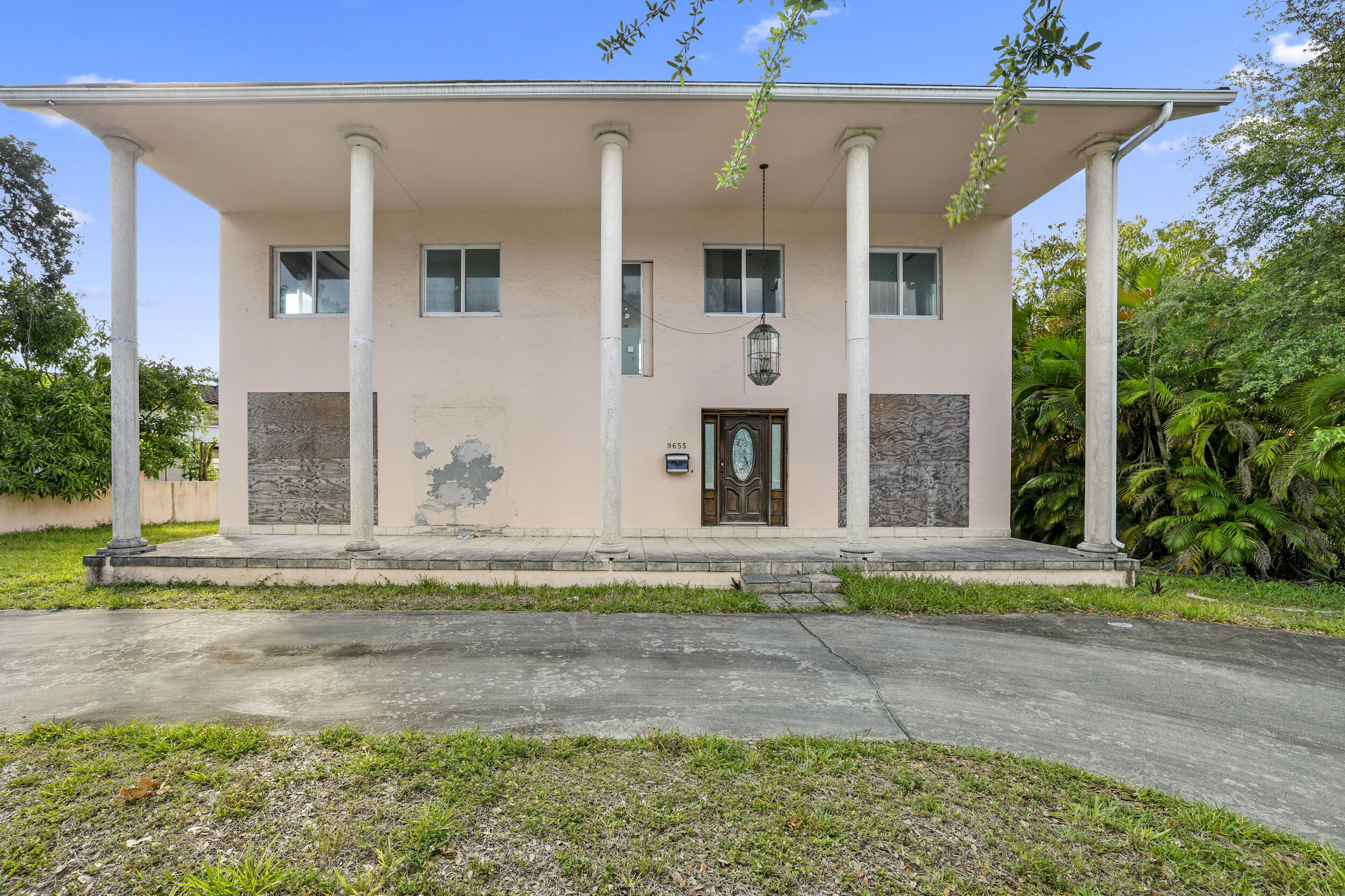 9655 Biscayne Miami Shores, FL 33138