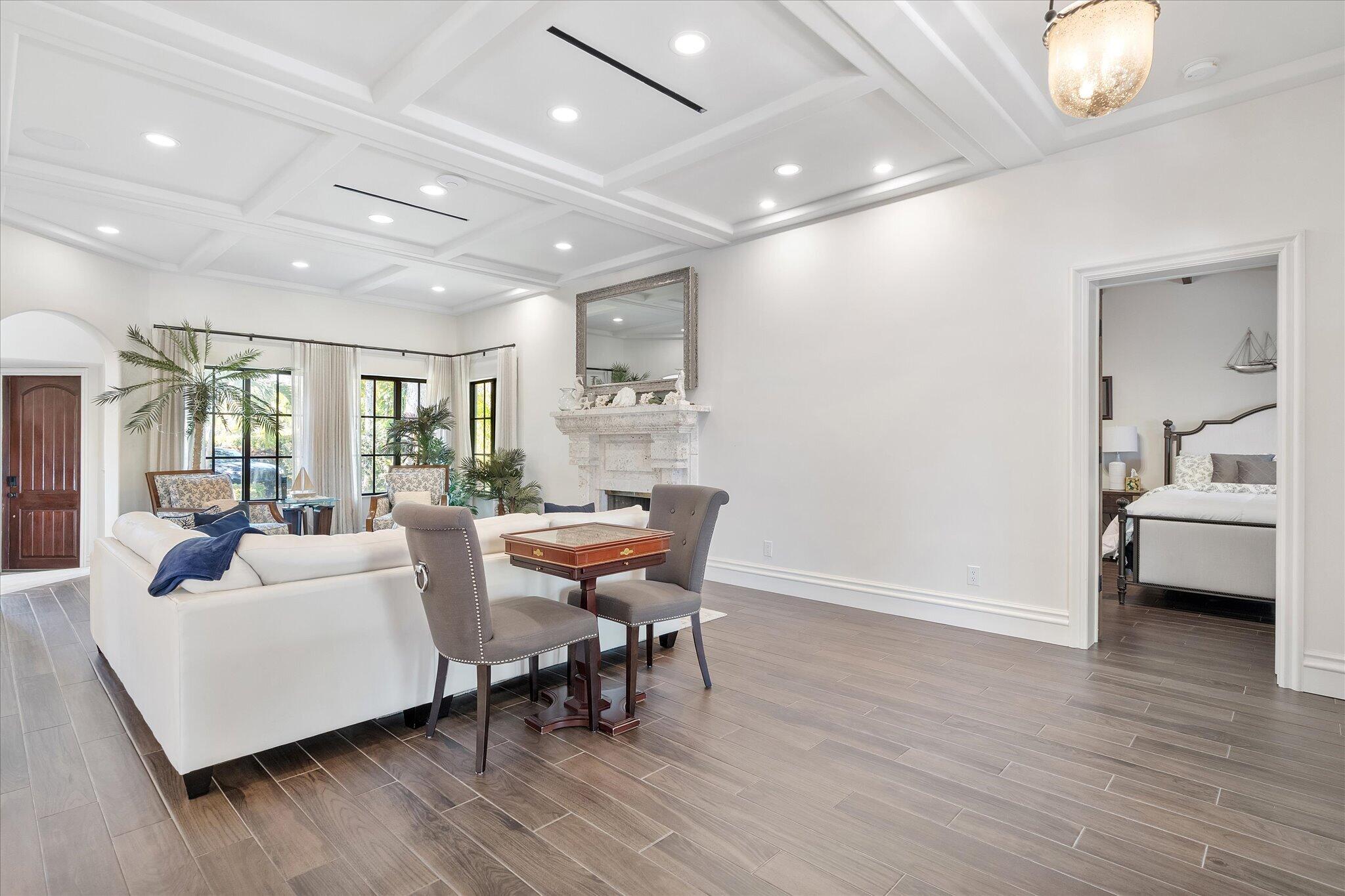 1001 Coconut #1001 Fort Lauderdale, FL 33315