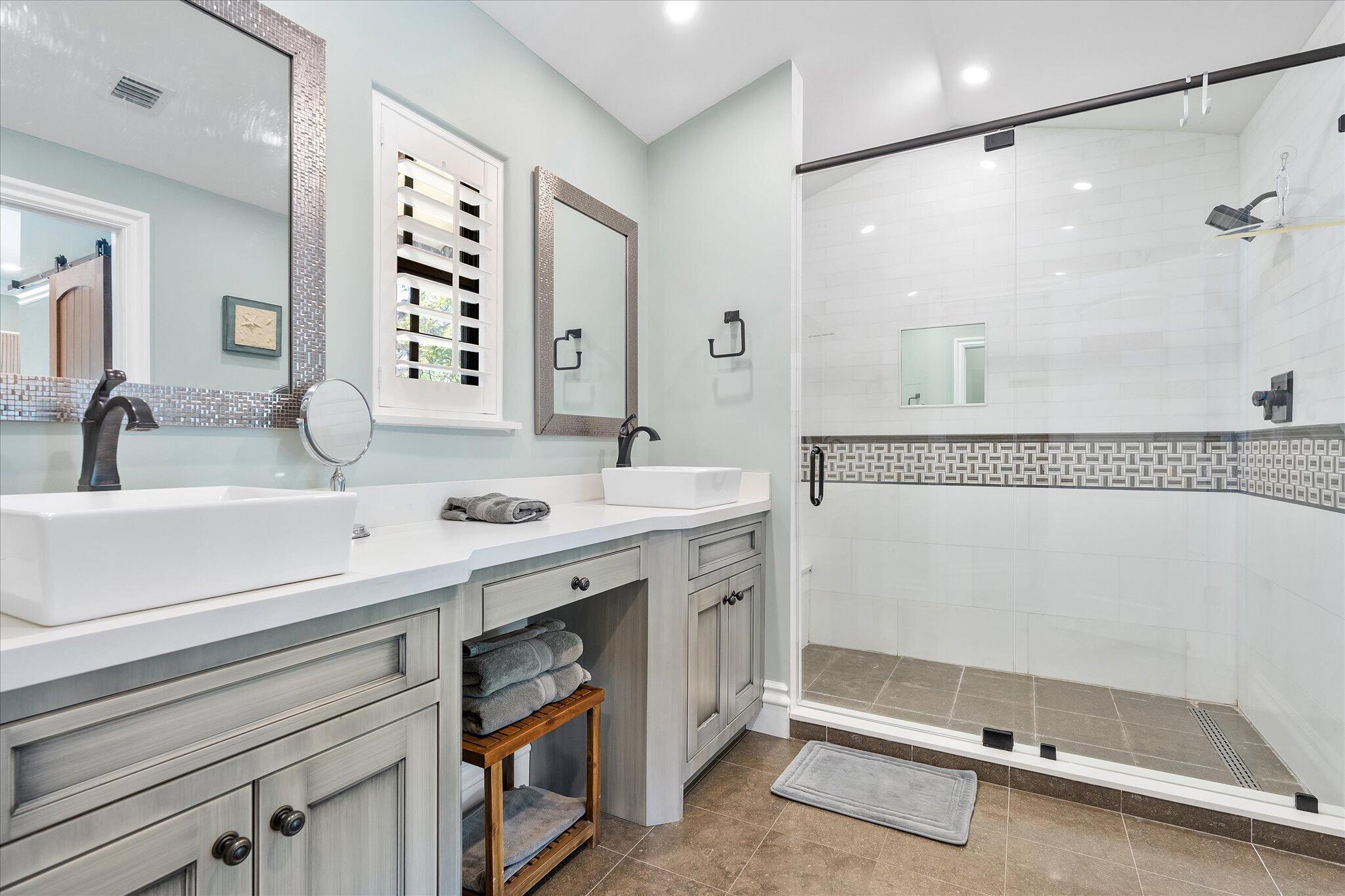 1001 Coconut #1001 Fort Lauderdale, FL 33315