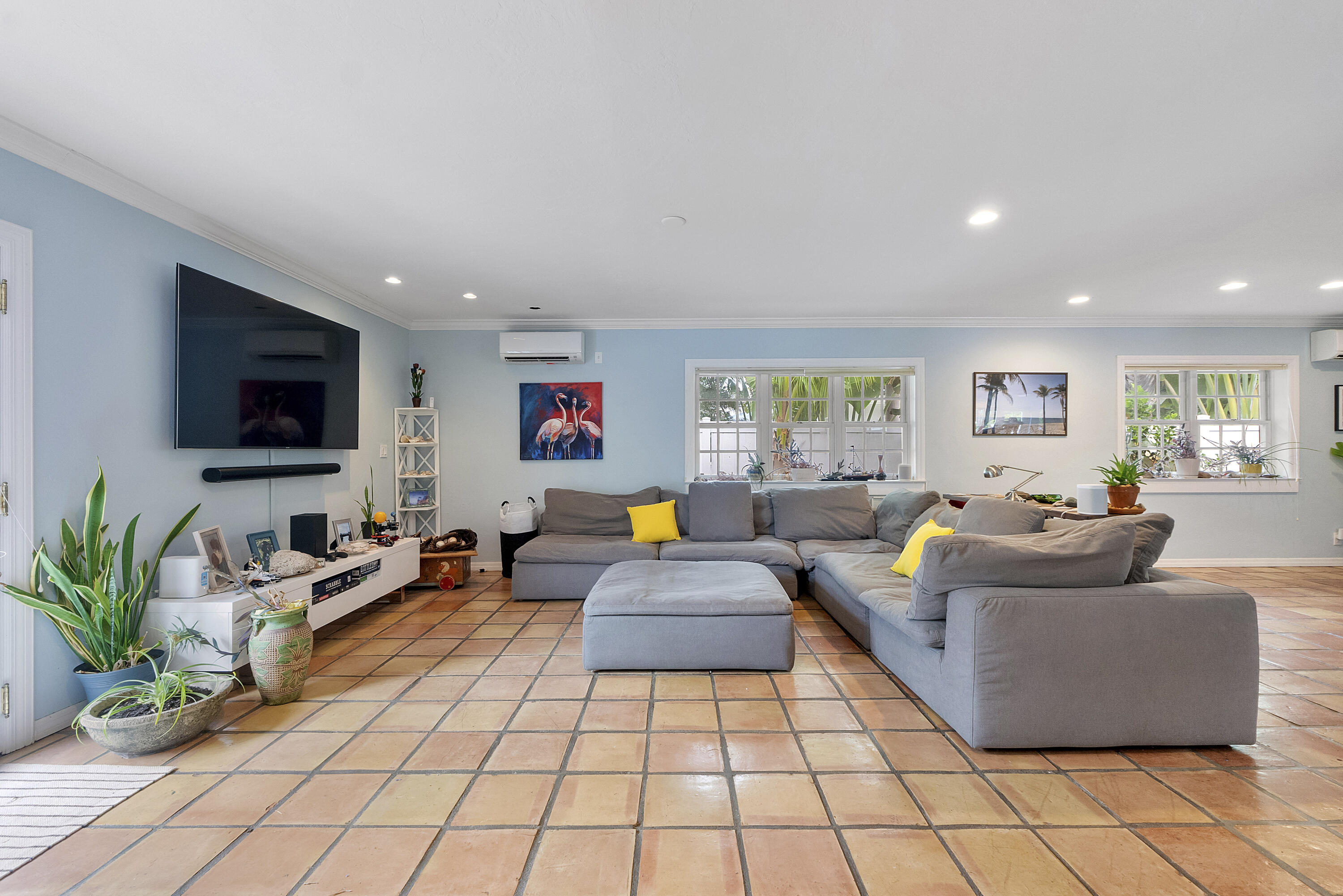 2501 NE 26th Fort Lauderdale, FL 33305