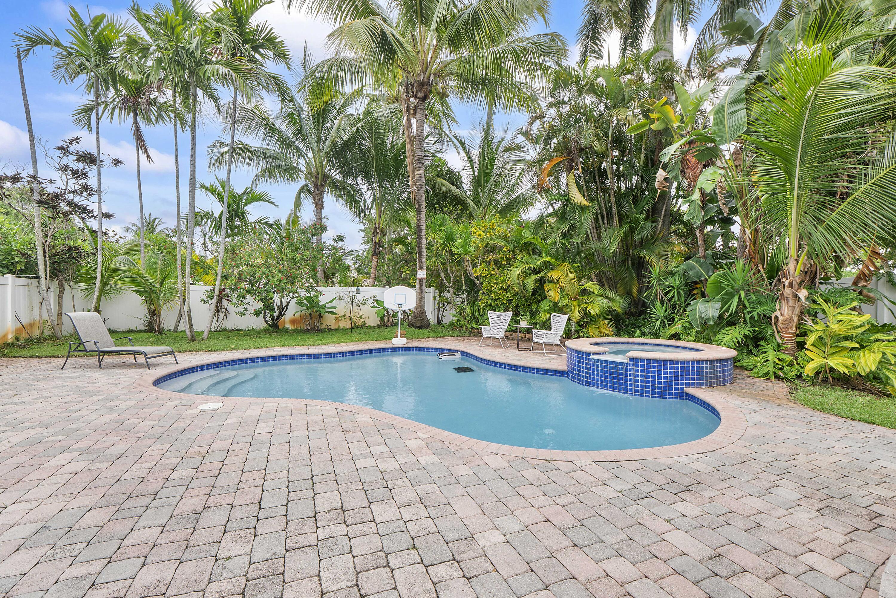 2501 NE 26th Fort Lauderdale, FL 33305