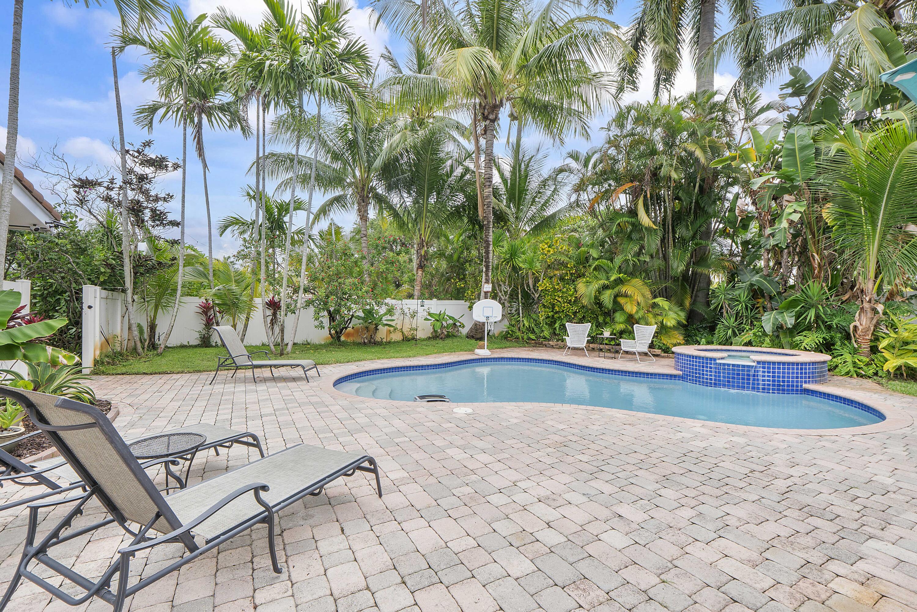 2501 NE 26th Fort Lauderdale, FL 33305