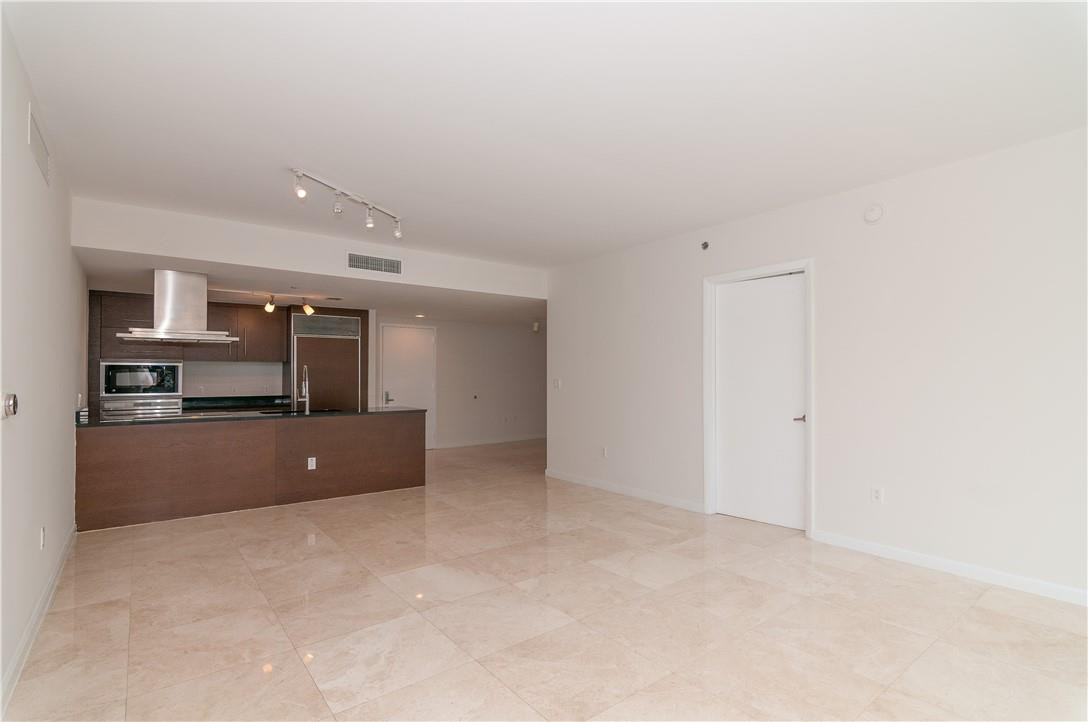 image Icon Brickell I12