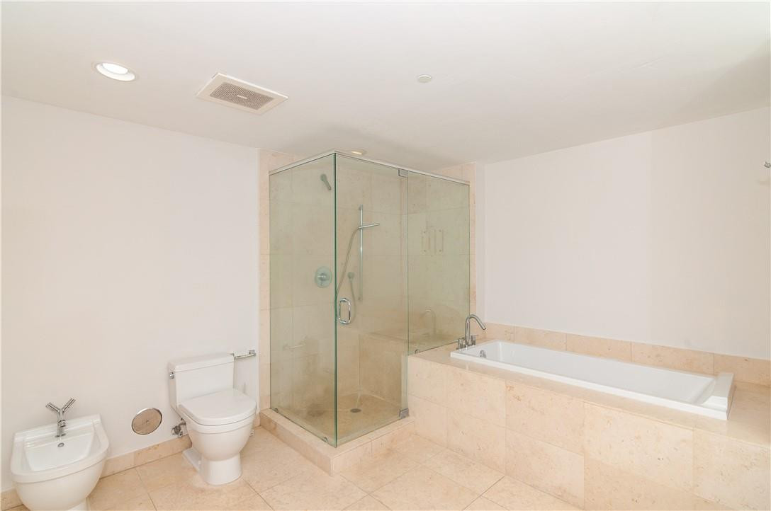 image Icon Brickell I23