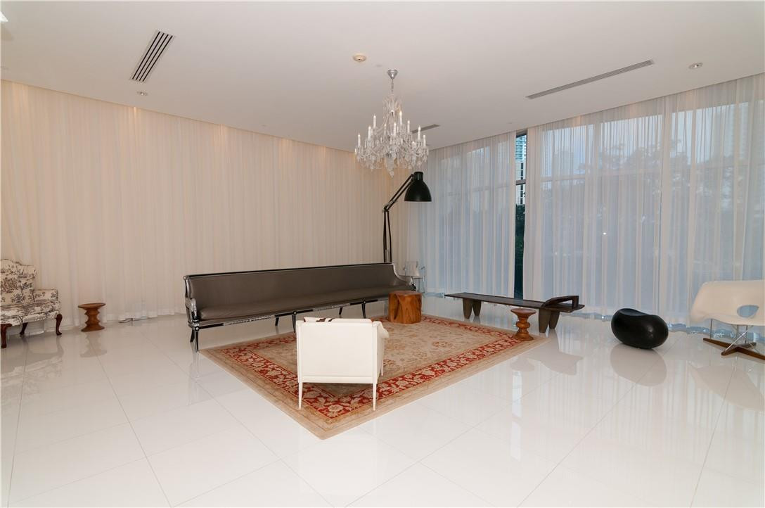 image Icon Brickell I39