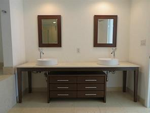 image Icon Brickell I43